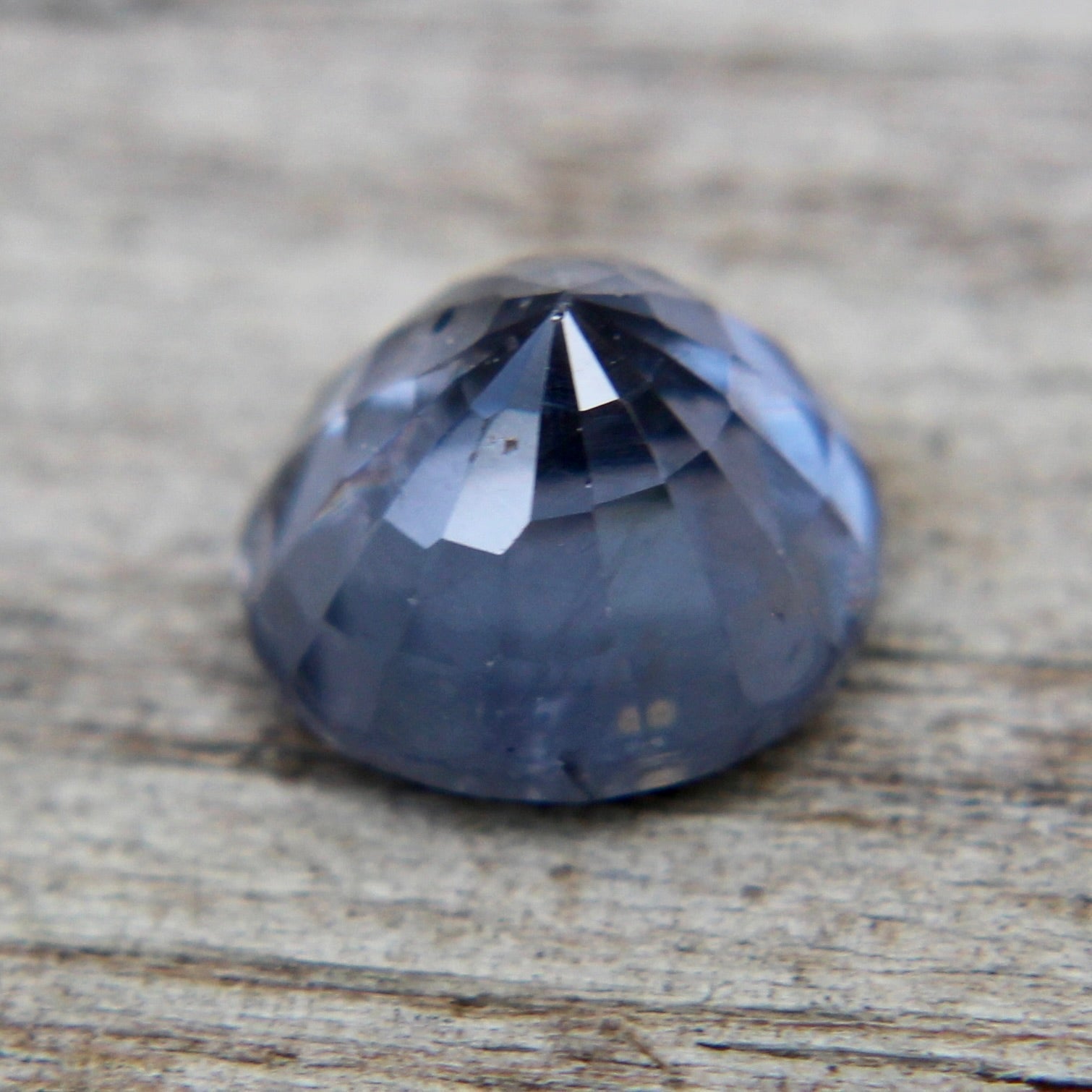 Ceylon purple spinel 1.38ct untreated round cut for fine jewelry design