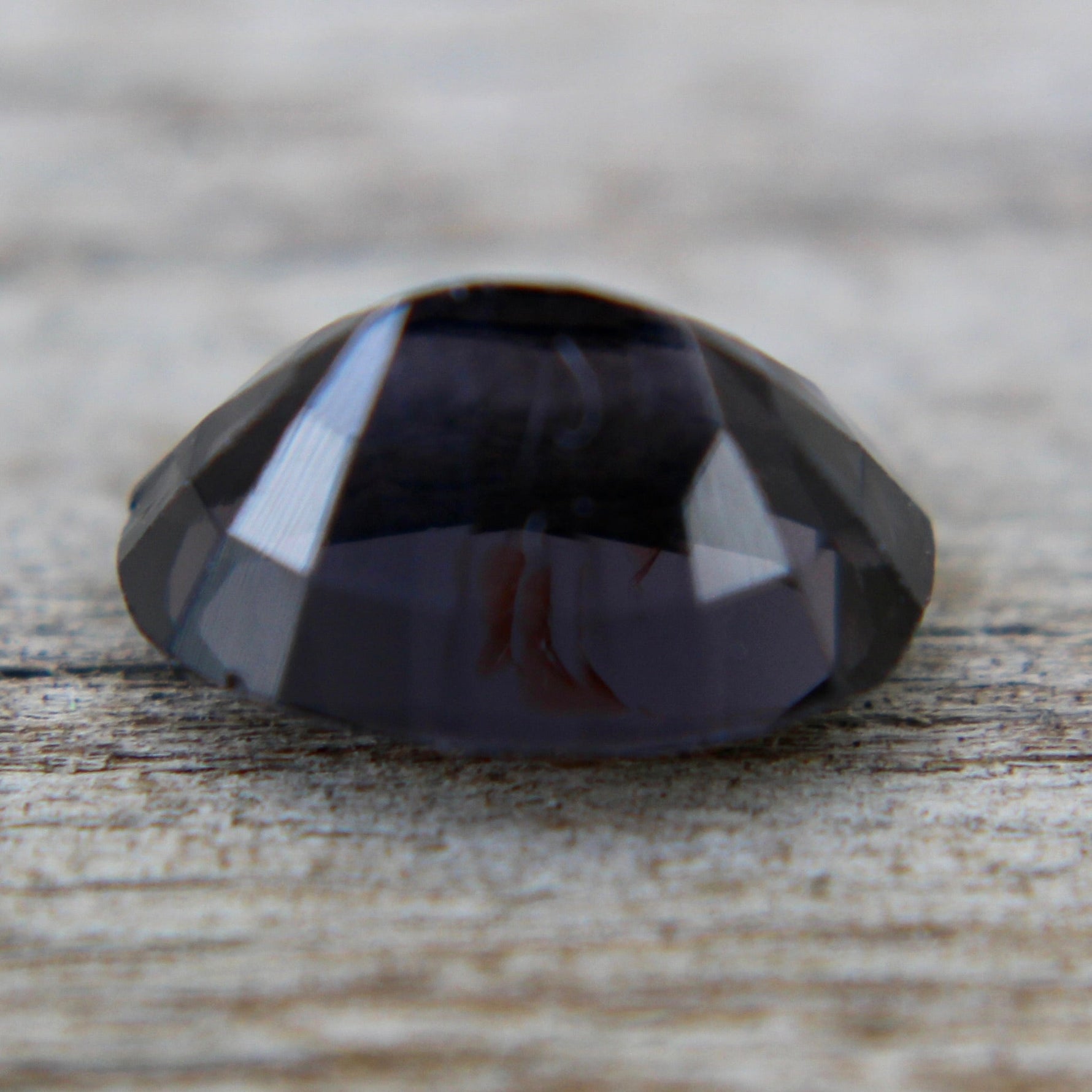 Natural Purple Spinel 1.44ct oval cut from Ceylon — VVS clarity, untreated