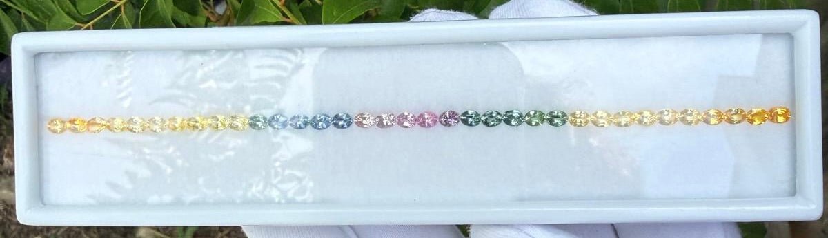 Natural Rainbow Sapphire Layout 7.35 Carat Ceylon Oval Cut VVS Loose Sapphire Set for Bespoke Jewelry - Sapphirepal