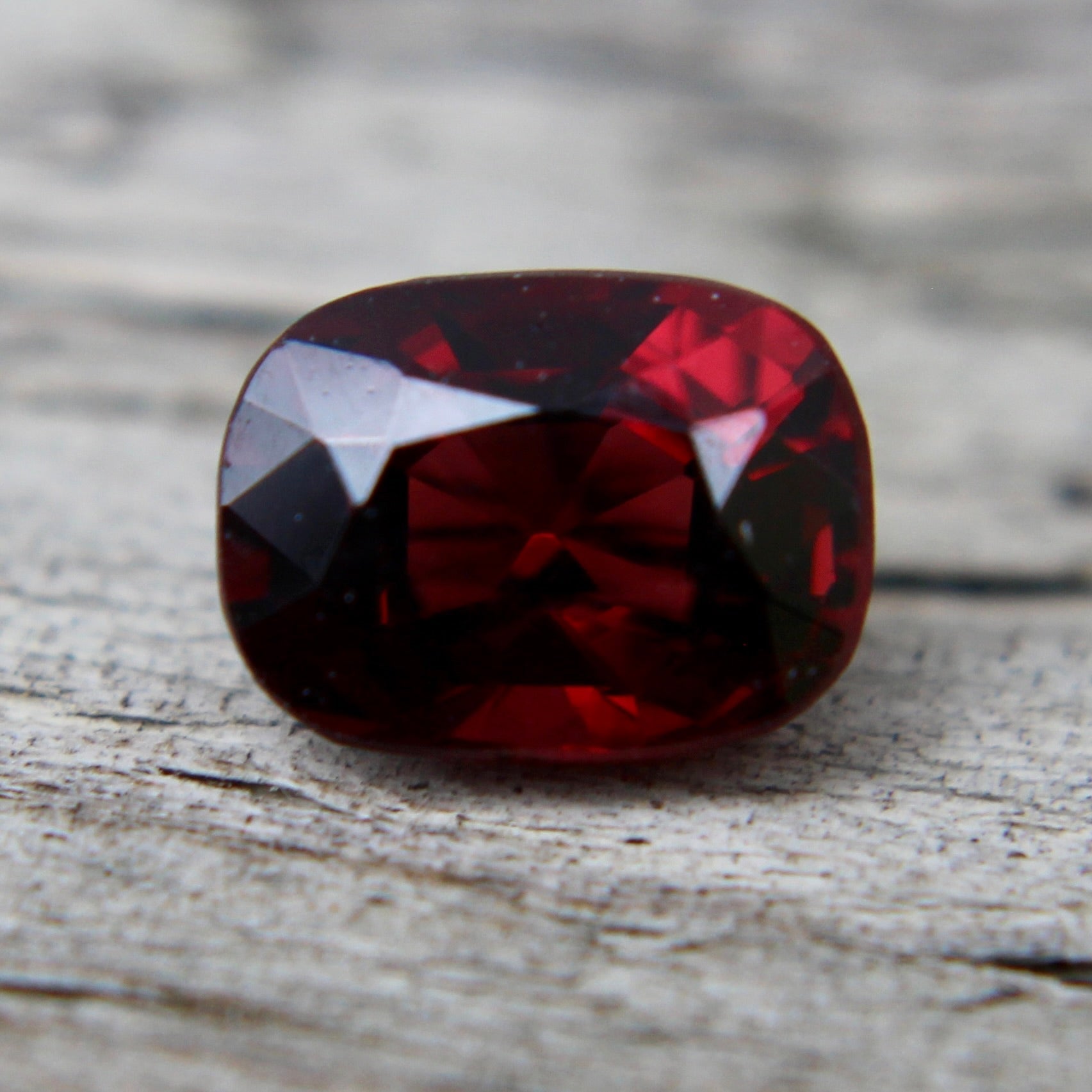 Natural Red Spinel Sapphire Pal Sapphire Pal