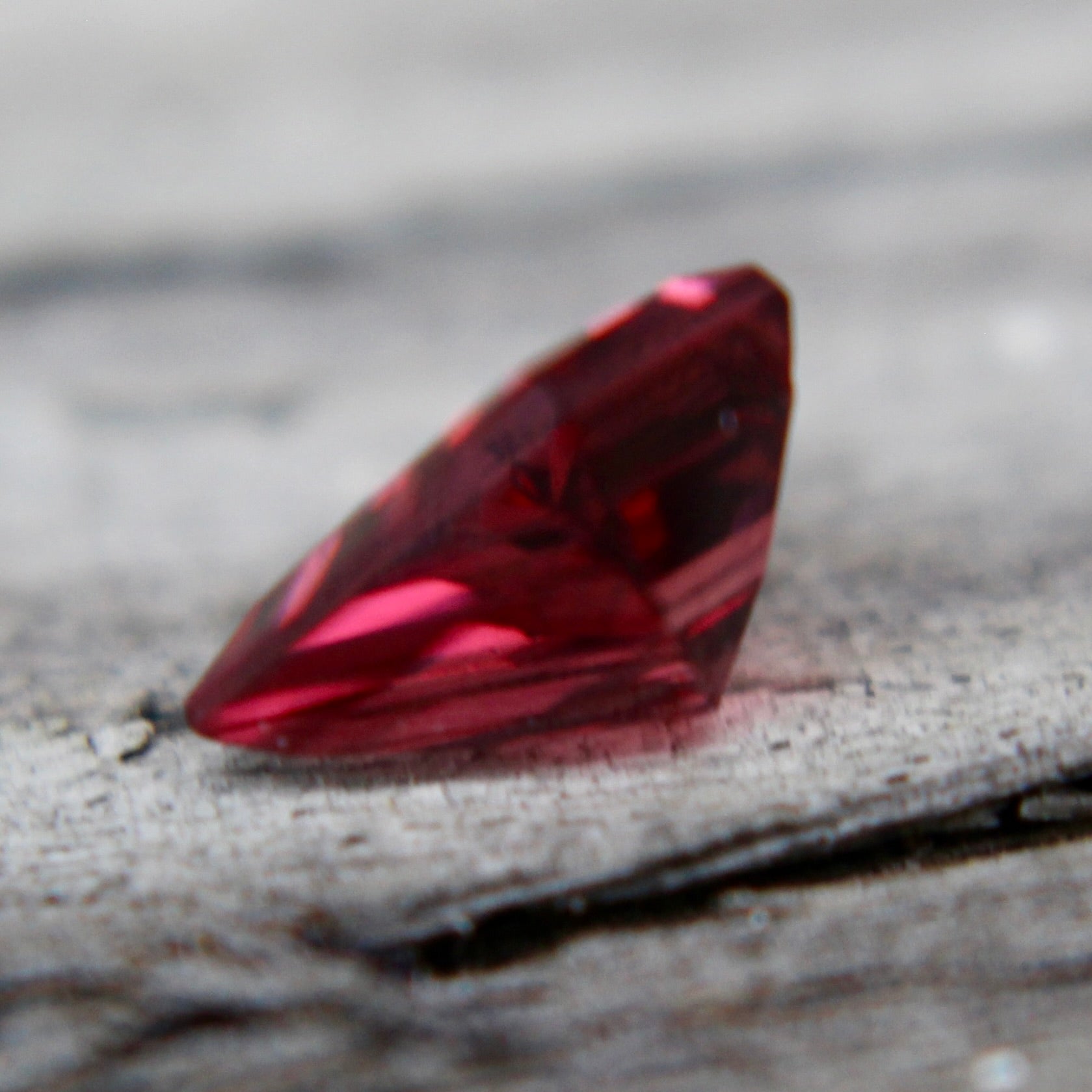 Natural Red Spinel - Sapphirepal