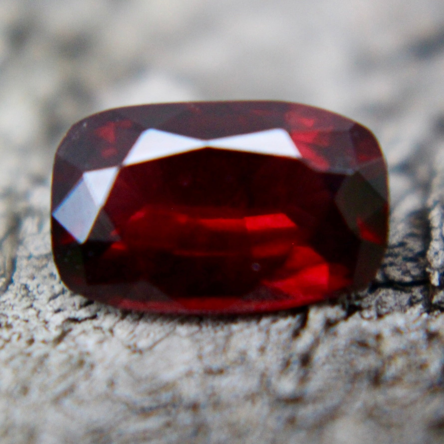 Natural Red Spinel - Sapphirepal