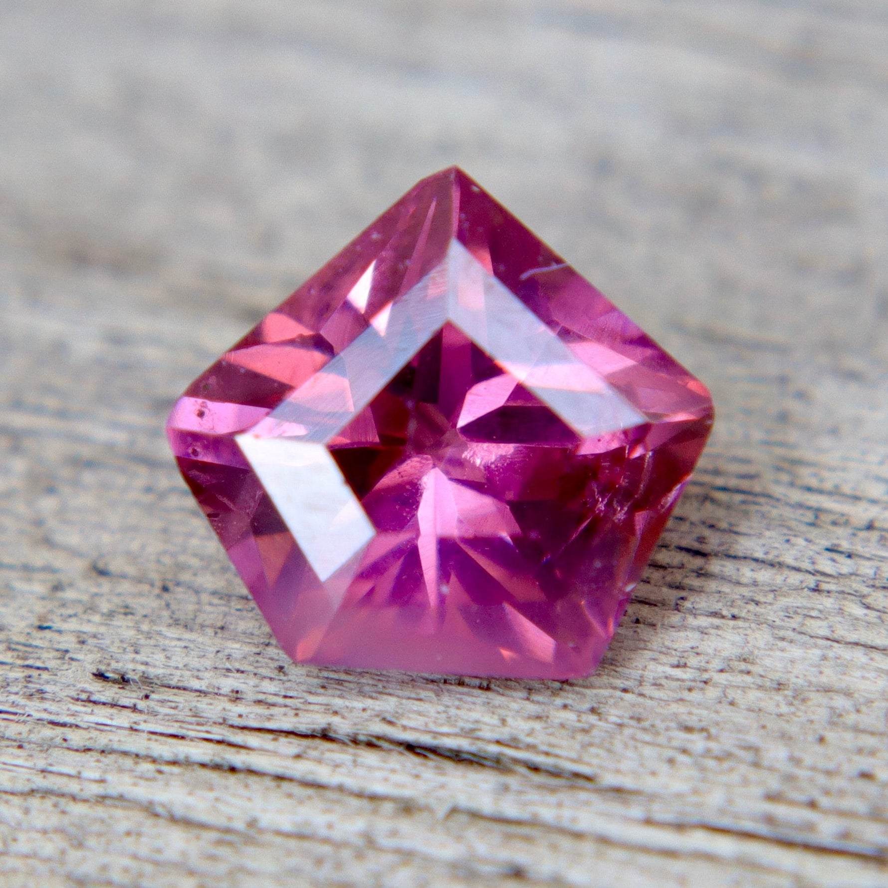 Natural Reddish Pink Spinel | Freeform Cut | 1 Carat | Ceylon - Sapphirepal