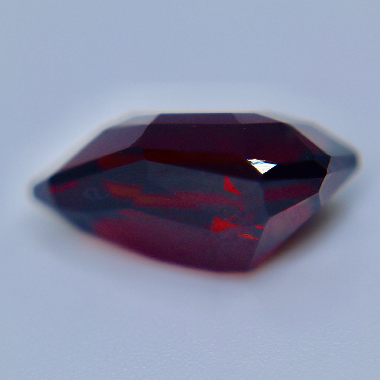 Natural Rhodolite Garnet 11.62 Carat Freeform Cut Loose Gemstone from Ceylon - Sapphirepal