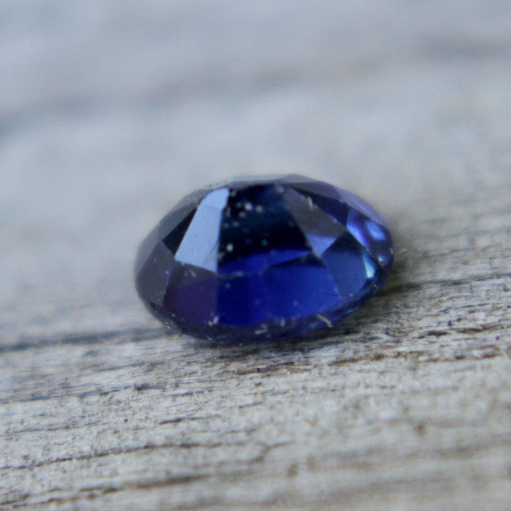 Natural Royal Blue Sapphire - Sapphirepal