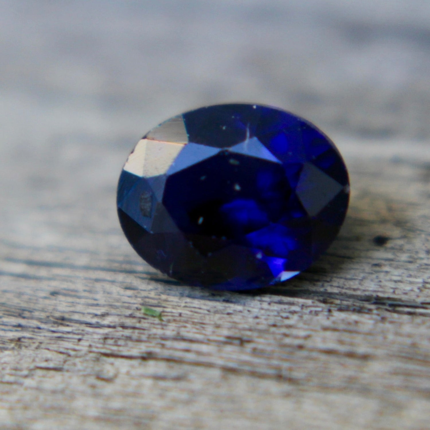 Natural Royal Blue Sapphire - Sapphirepal
