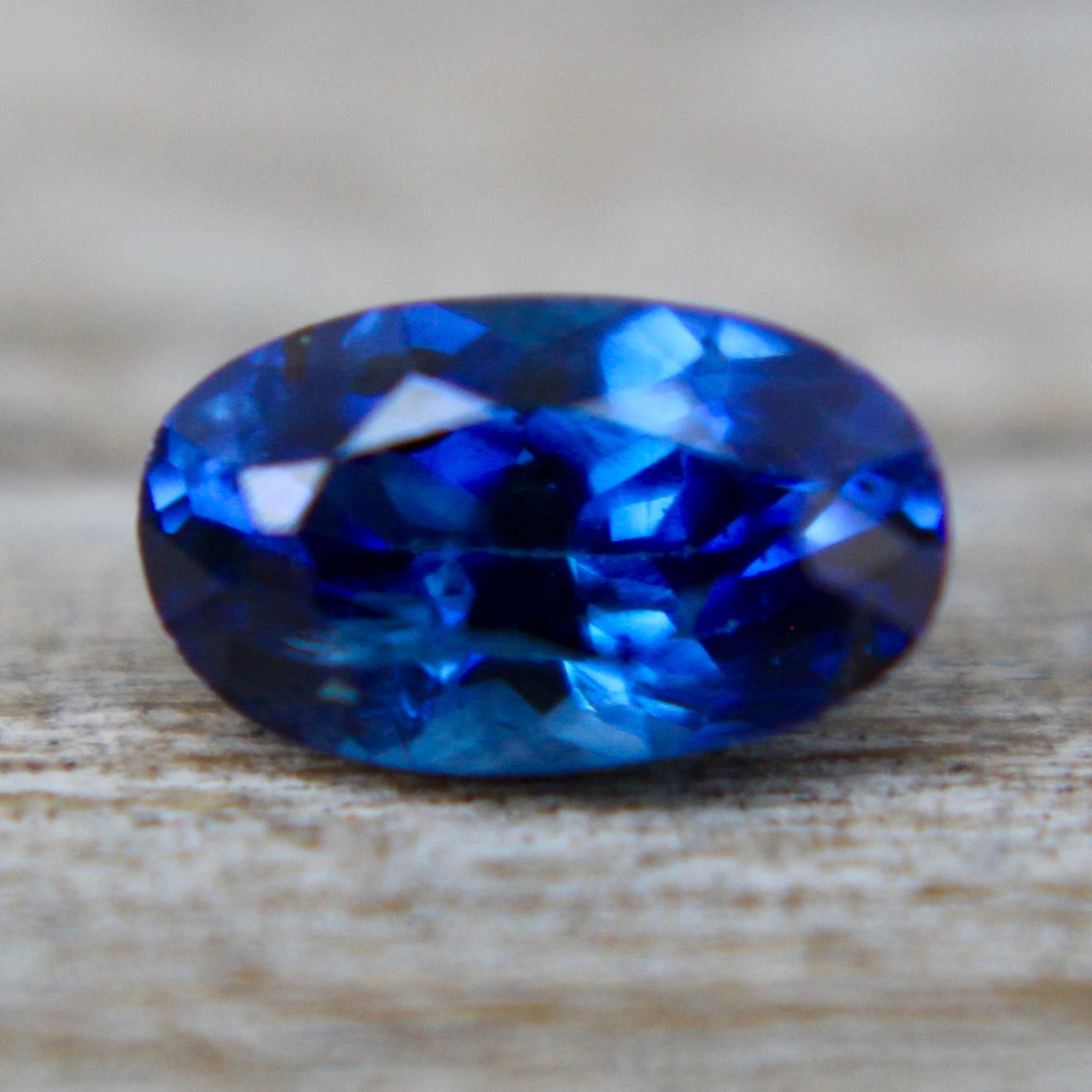 Natural Royal Blue Sapphire - Sapphirepal