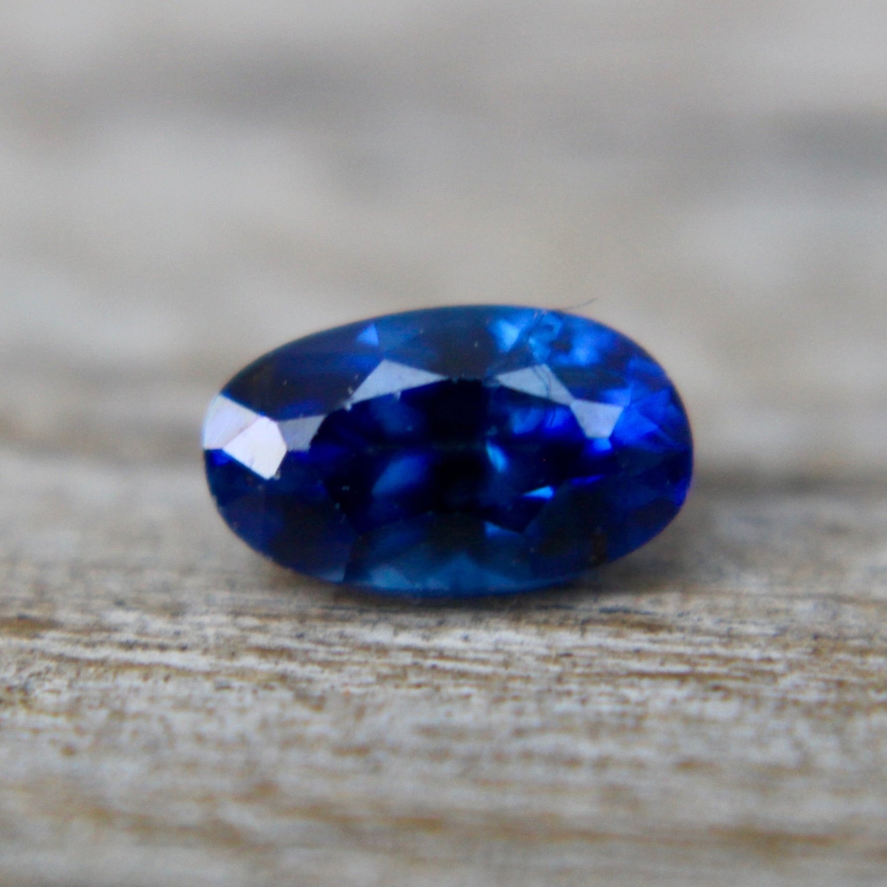 Natural Royal Blue Sapphire - Sapphirepal