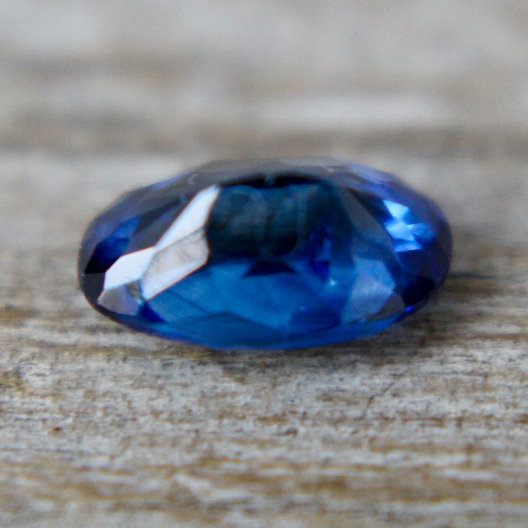Natural Royal Blue Sapphire - Sapphirepal