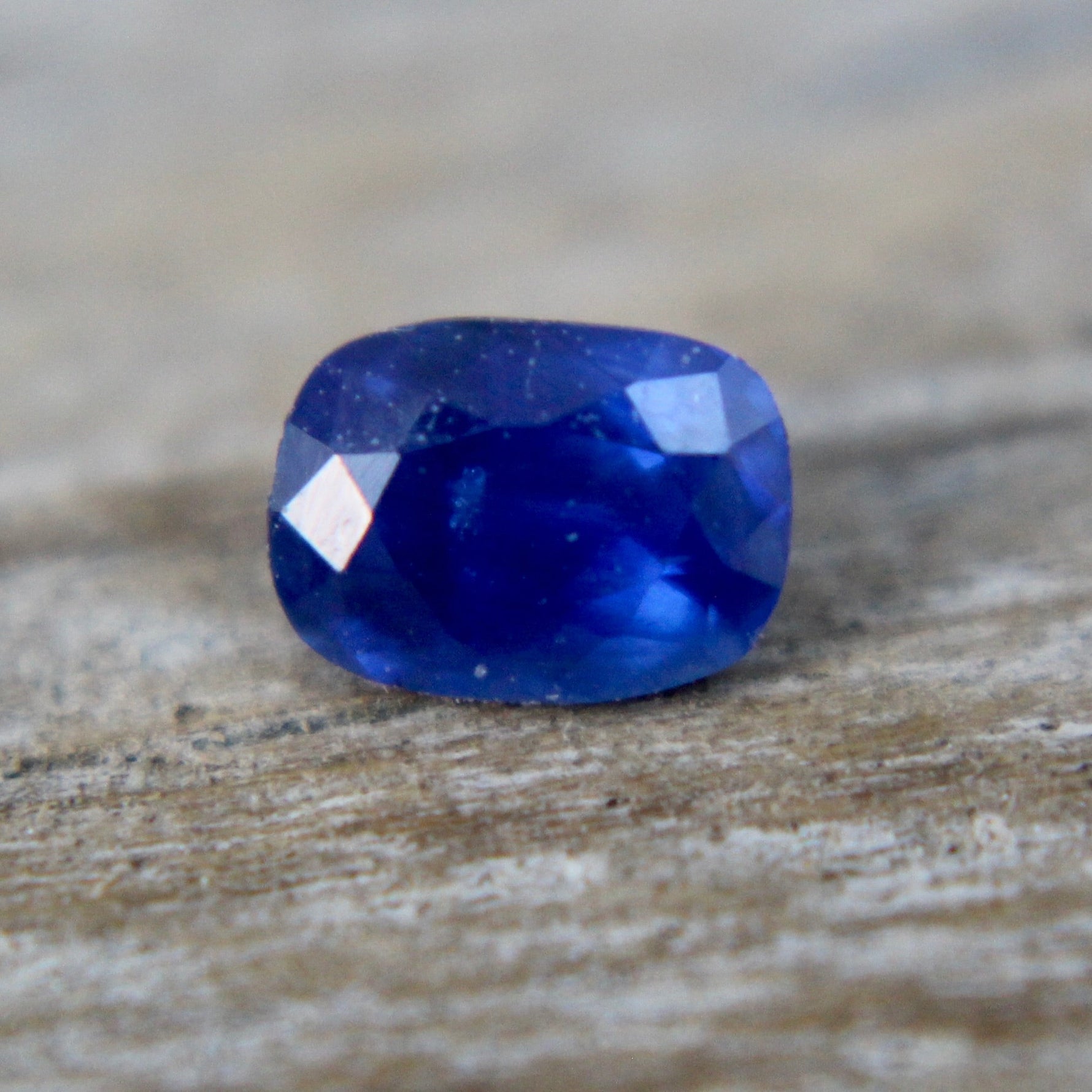 Natural Royal Blue Sapphire - Sapphirepal