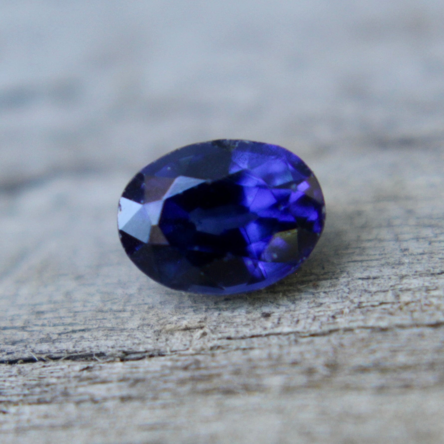 Natural Royal Blue Sapphire - Sapphirepal