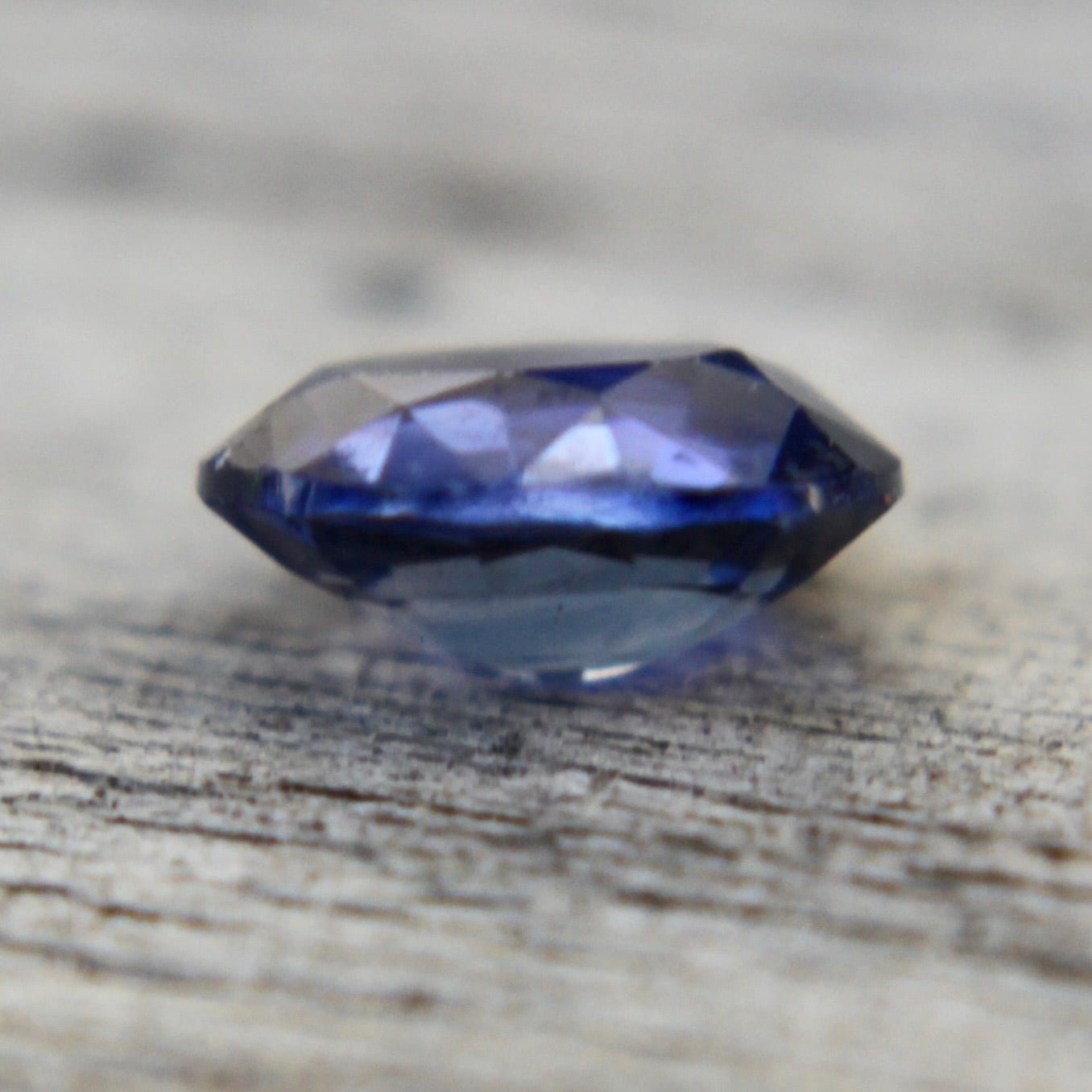 Natural Royal Blue Sapphire - Sapphirepal