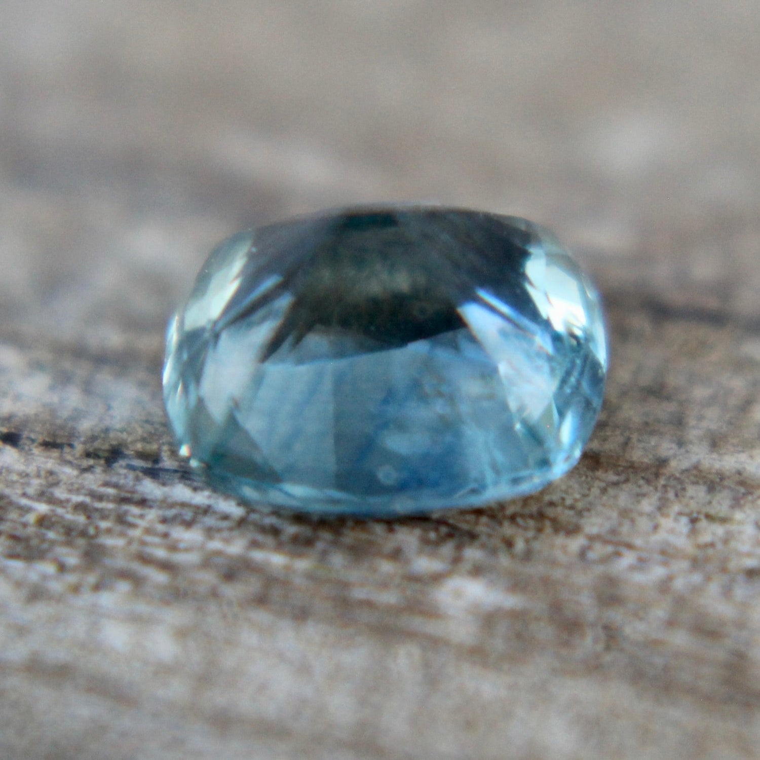 Natural Teal Blue Sapphire - Sapphirepal