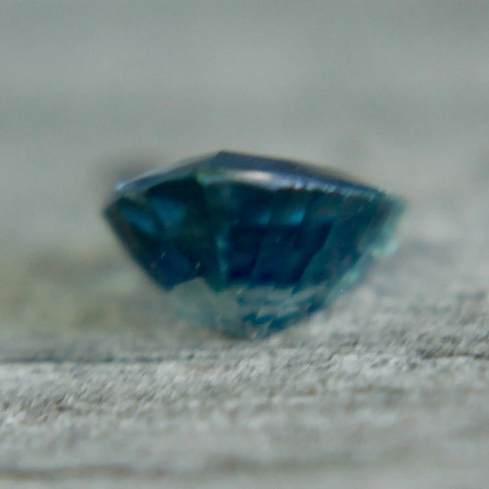 Natural Teal Sapphire – 1.03 Carat Trillion Cut | Unheated Madagascar Gemstone - Sapphirepal