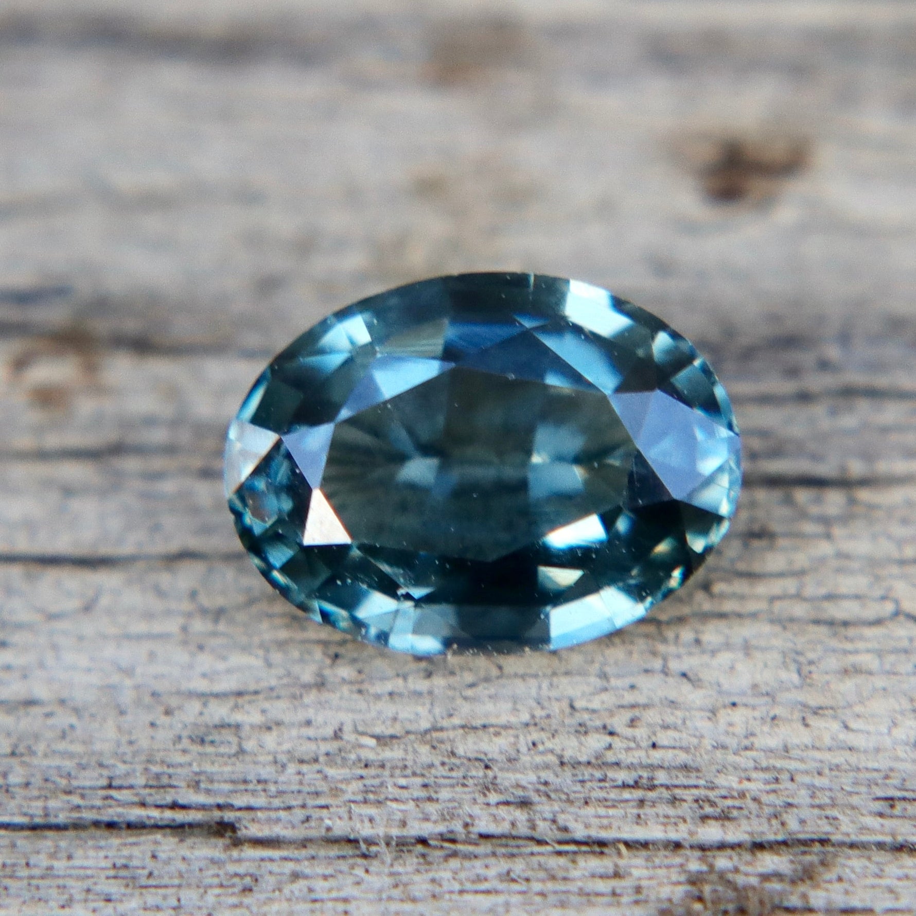 Natural Teal Sapphire | Oval Cut | 1.03 Carat | Heated | Madagascar Origin - Sapphirepal