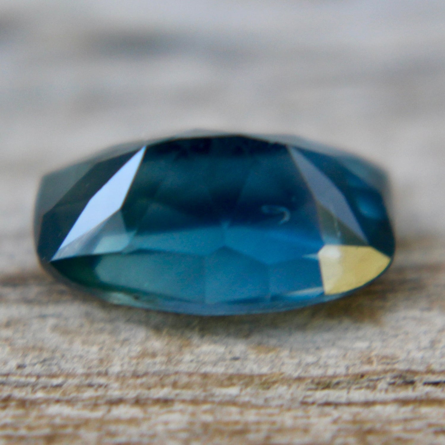 Natural Teal Sapphire - Sapphirepal