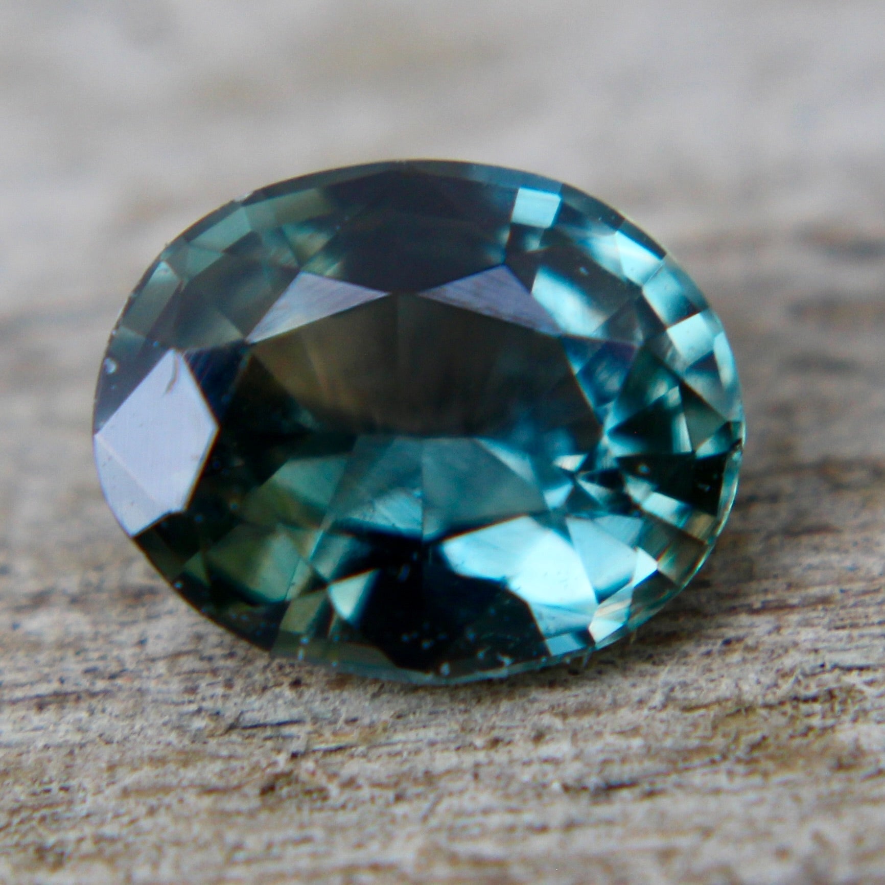 Natural Teal Sapphire - Sapphirepal