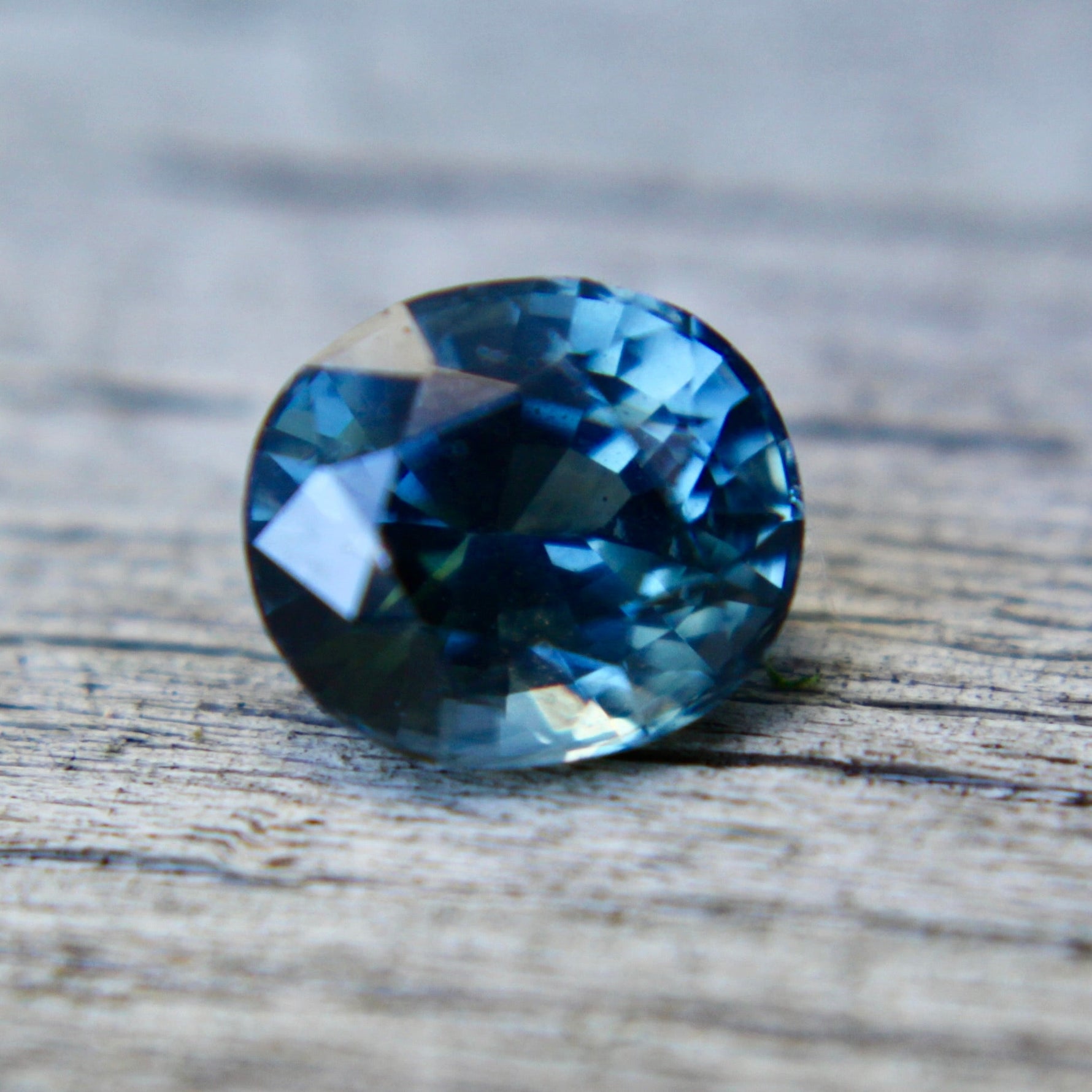 Natural Teal Sapphire - Sapphirepal
