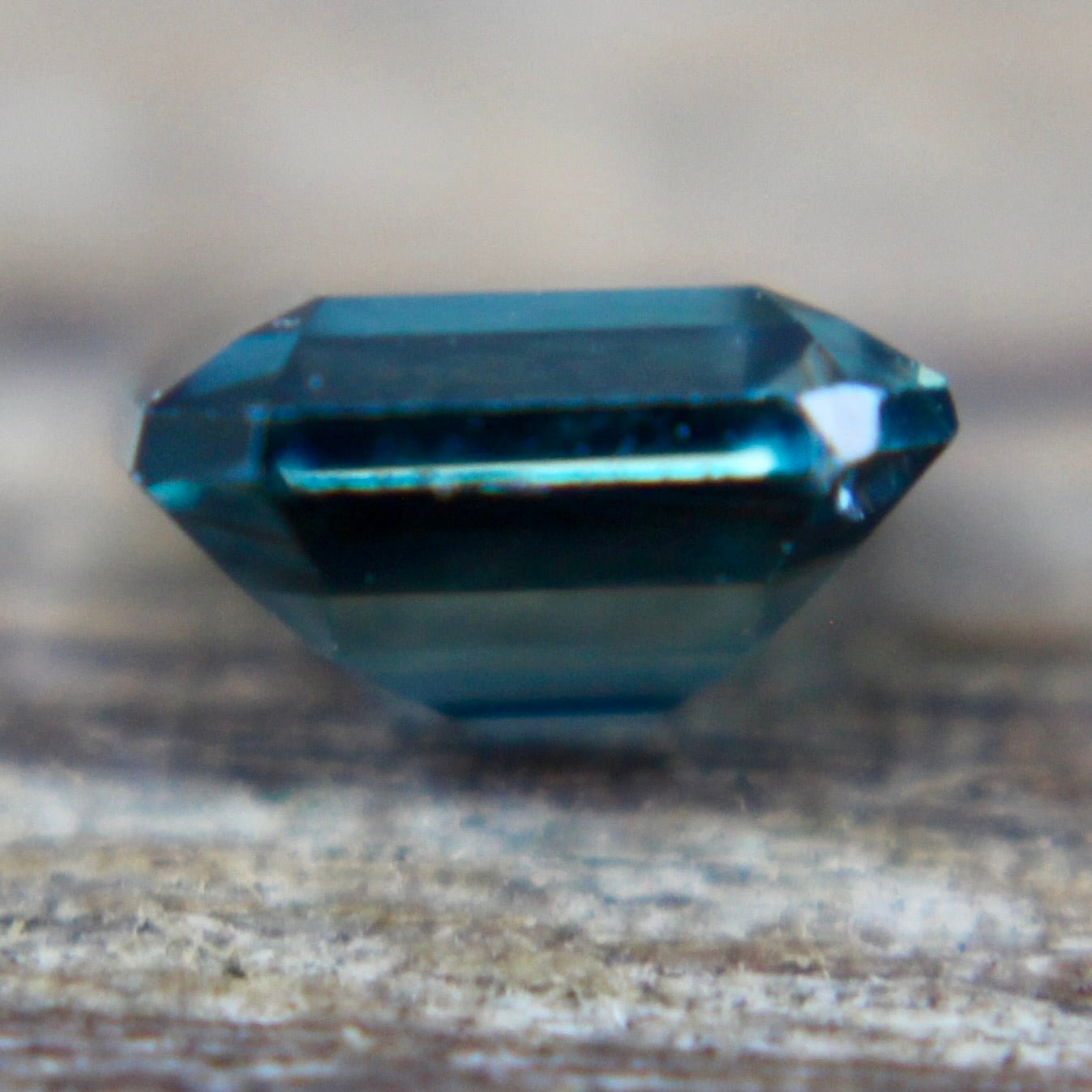 Natural Teal Sapphire - Sapphirepal