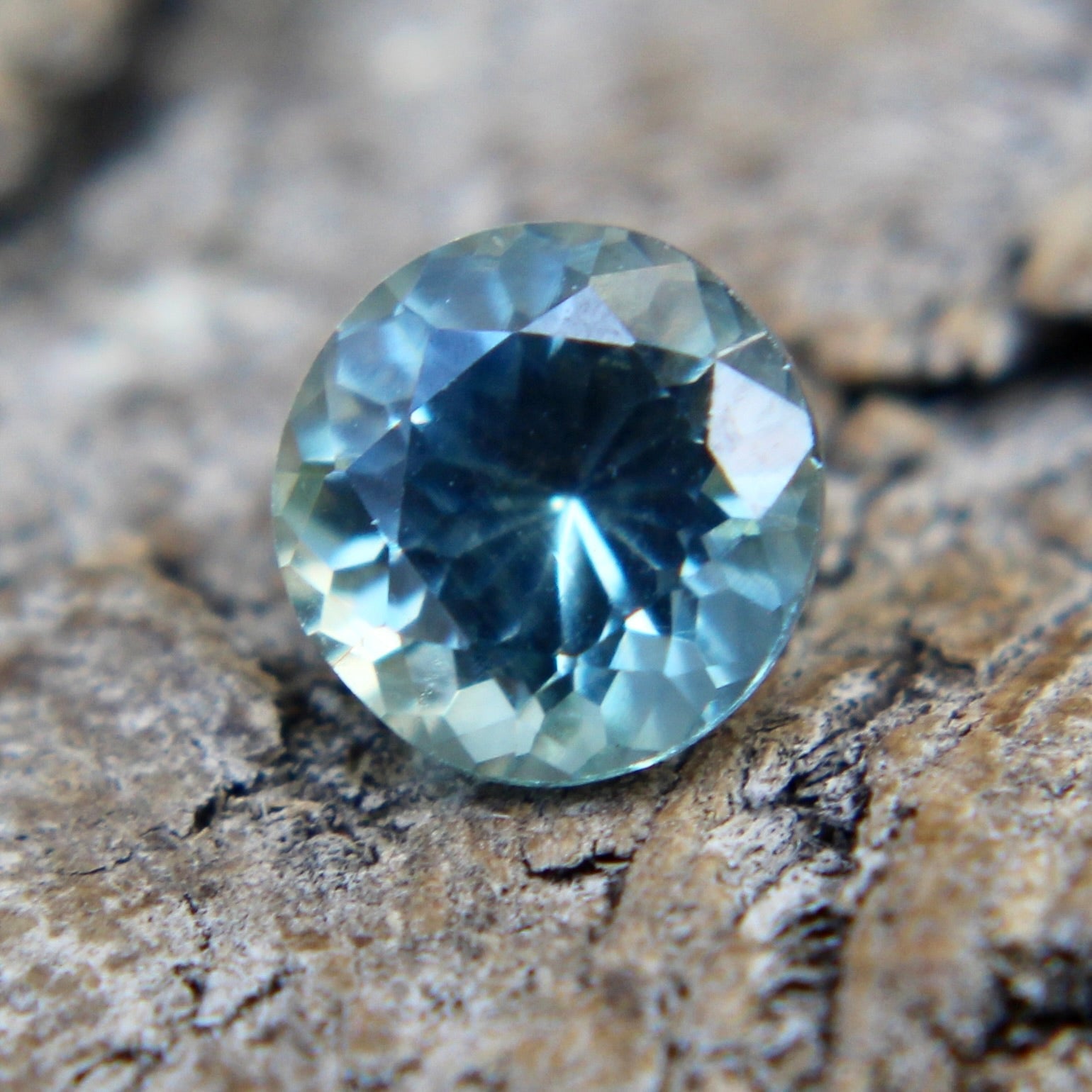 Natural Teal Sapphire - Sapphirepal