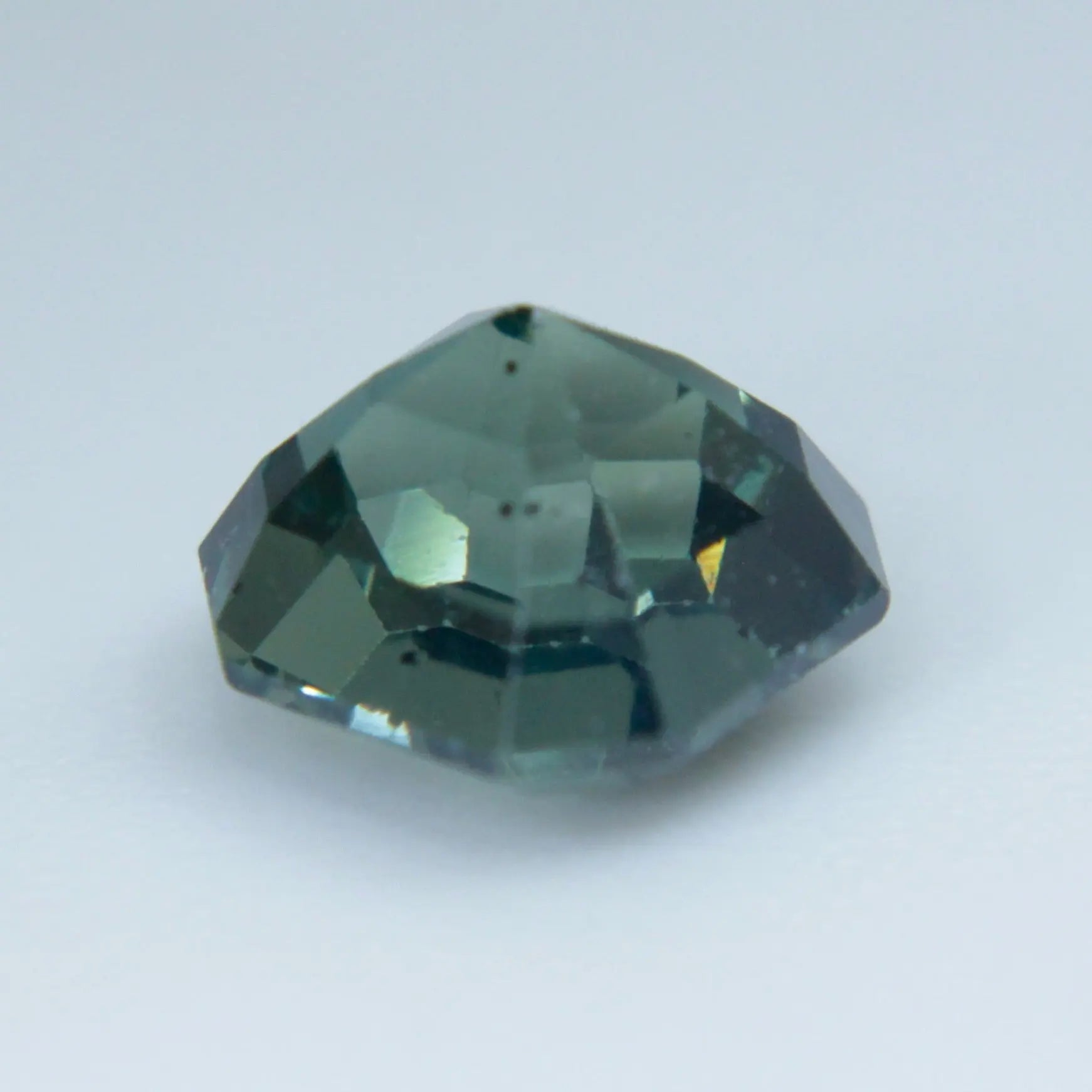 Natural Teal Sapphire - Sapphirepal