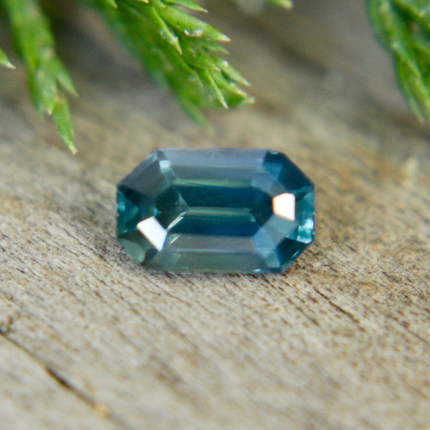 Natural Teal Sapphire - Sapphirepal