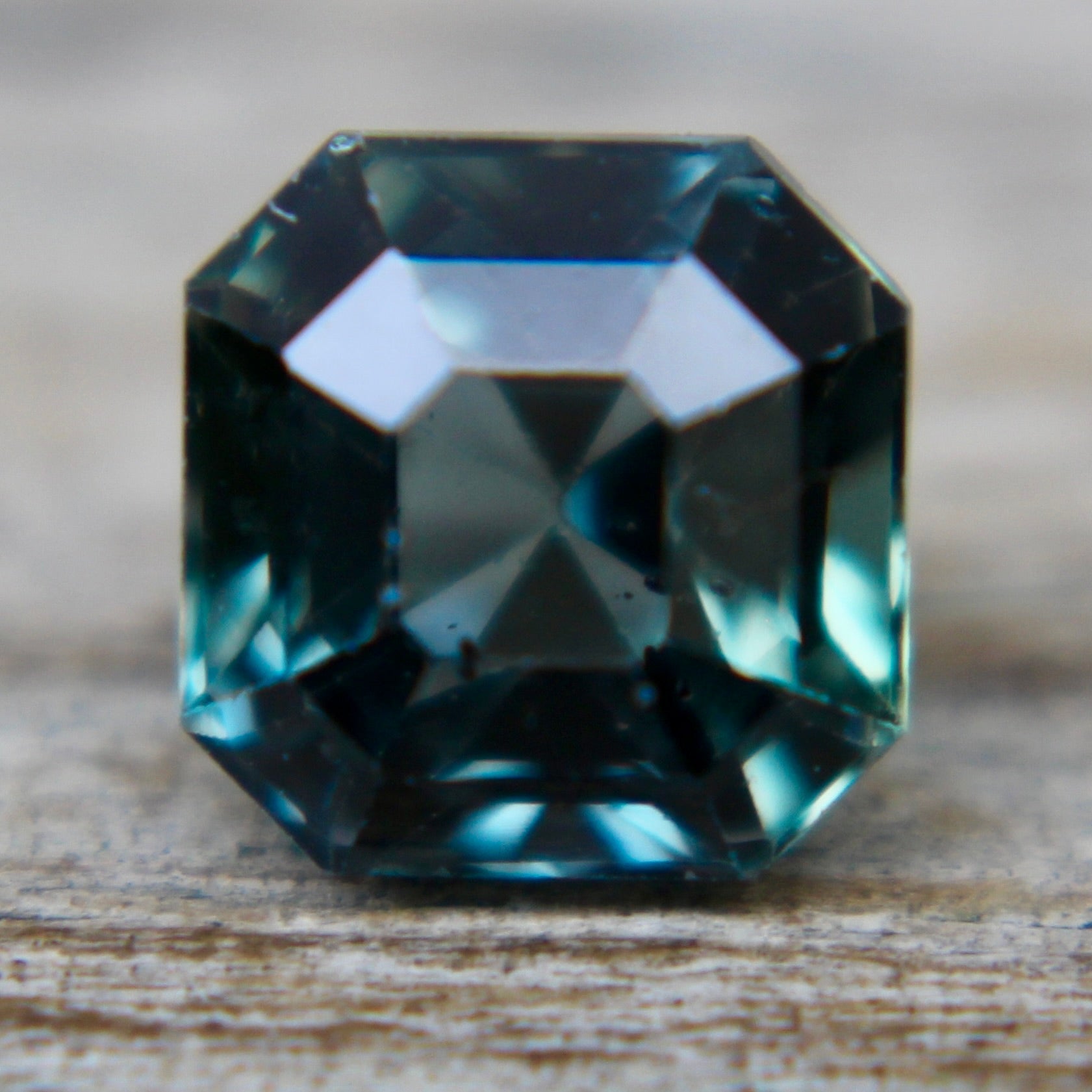 Natural Teal Sapphire - Sapphirepal