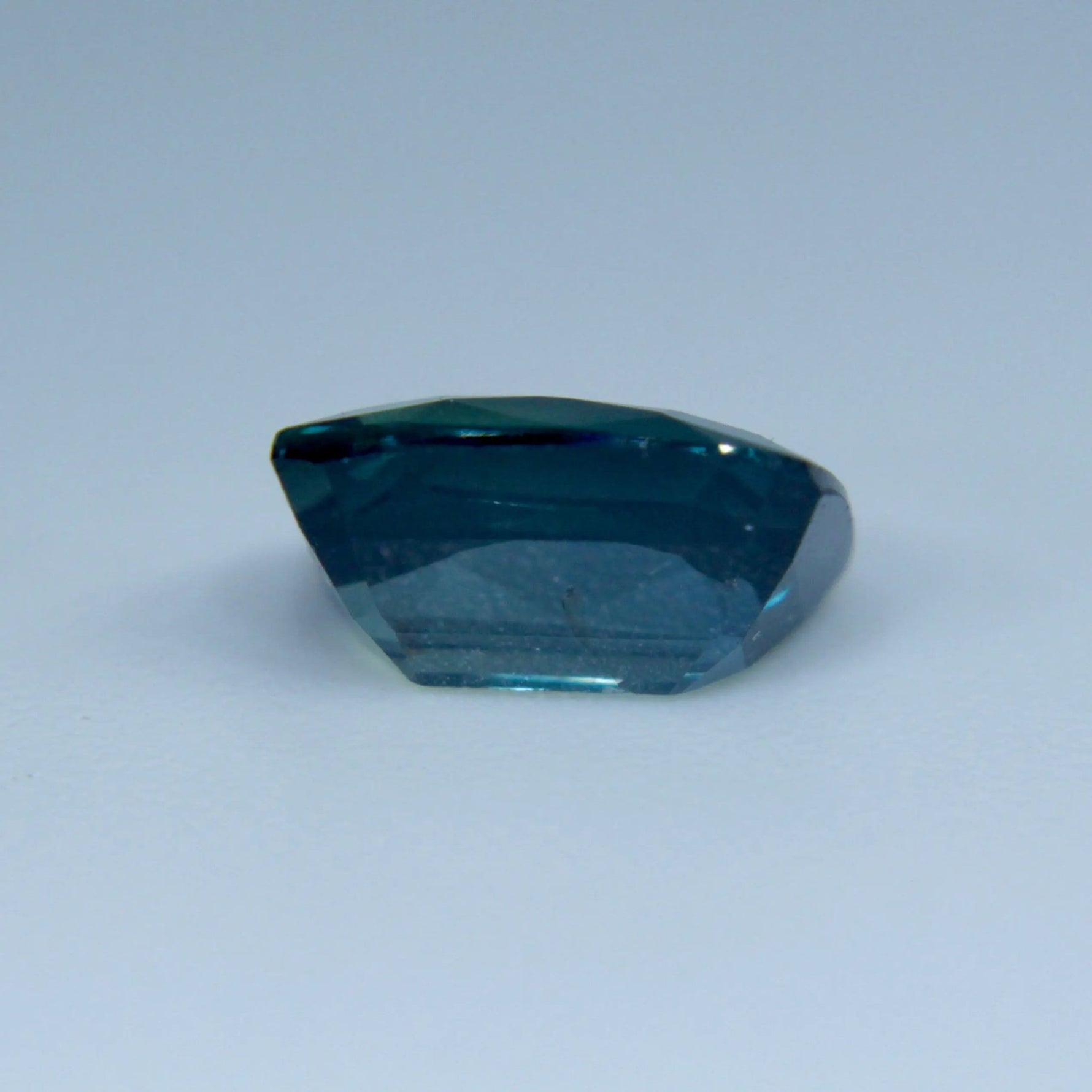Natural Teal Sapphire - Sapphirepal