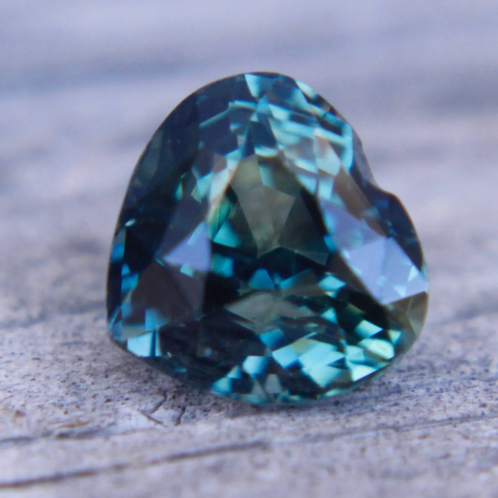 Natural Teal Sapphire - Sapphirepal