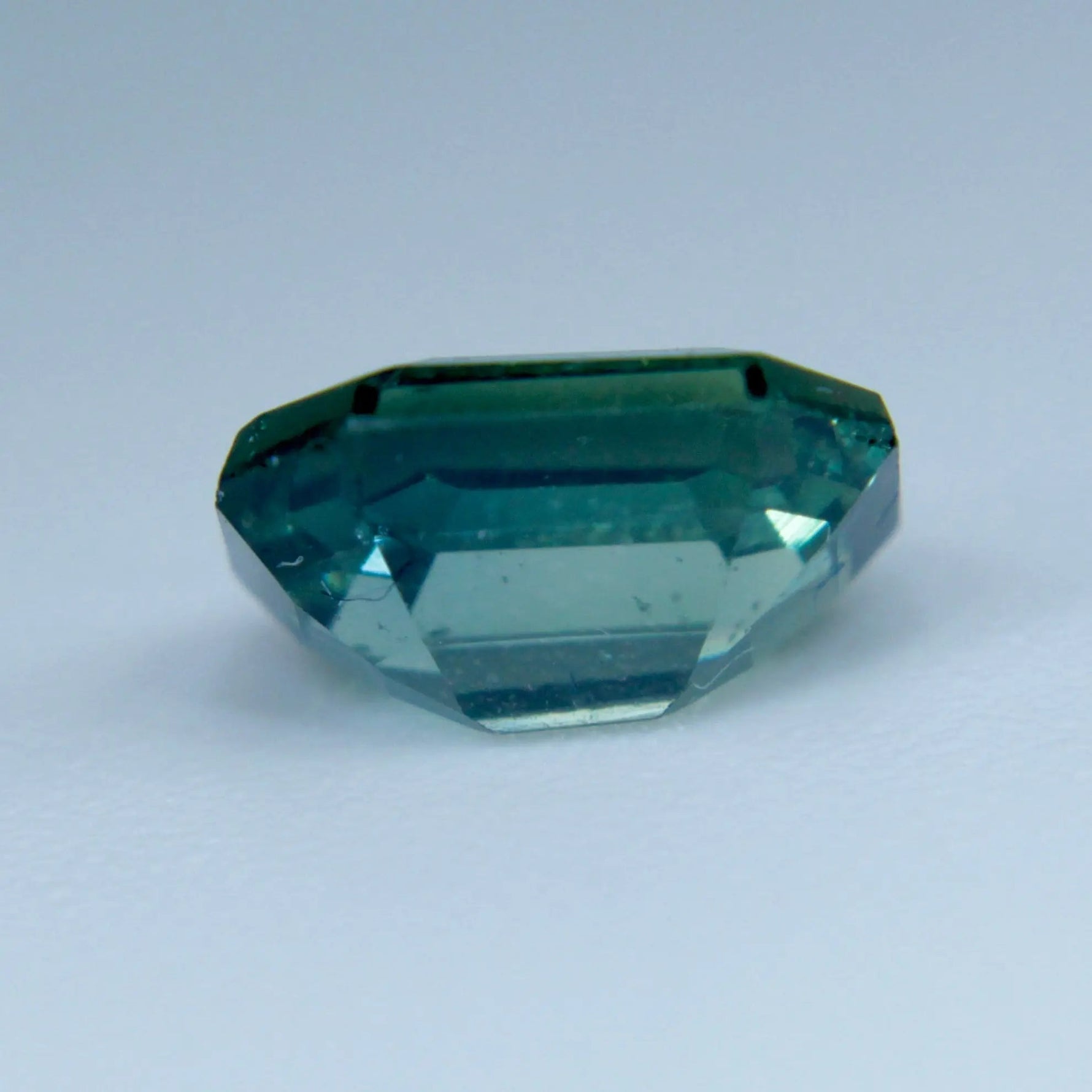 Natural Teal Sapphire - Sapphirepal