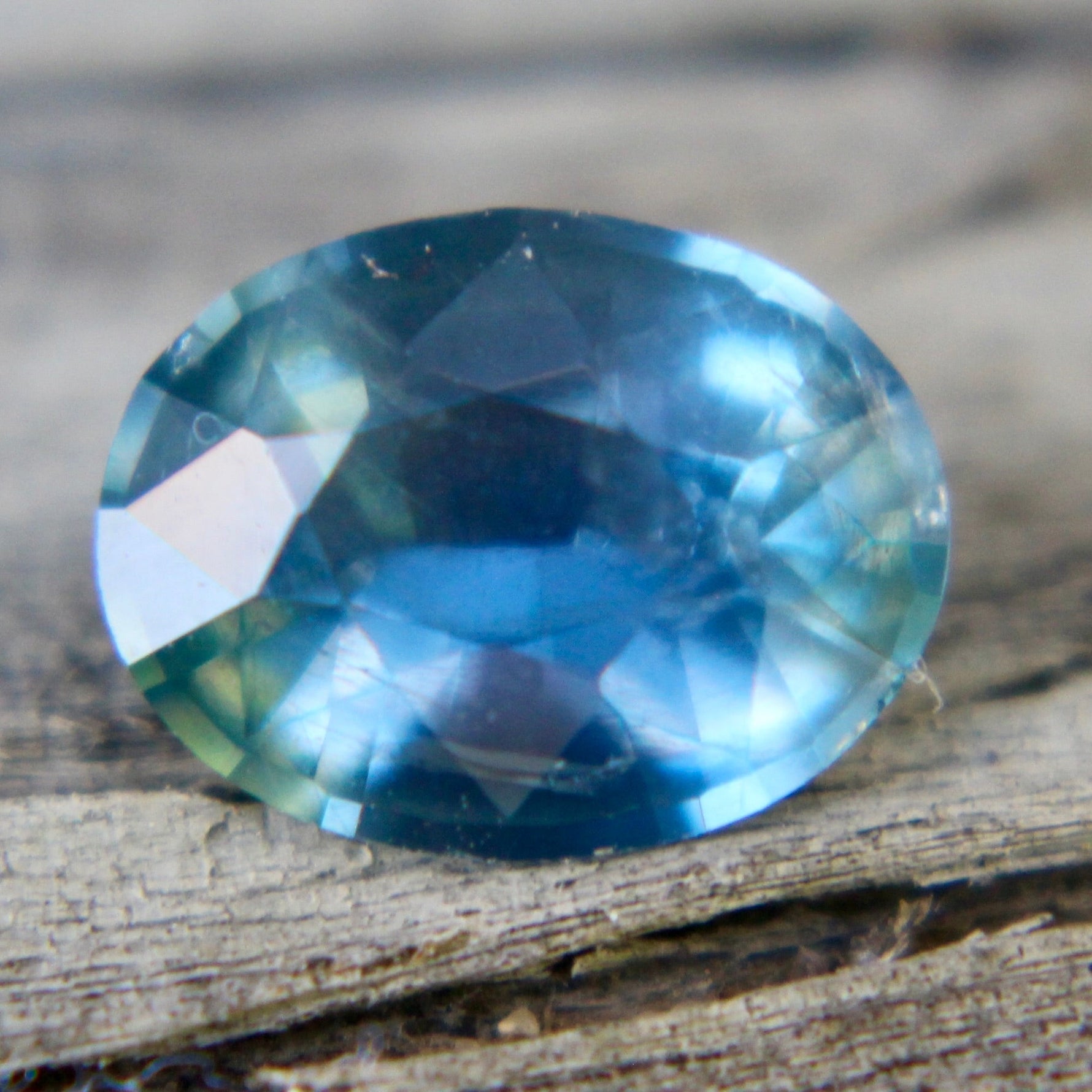 Natural Teal Sapphire - Sapphirepal