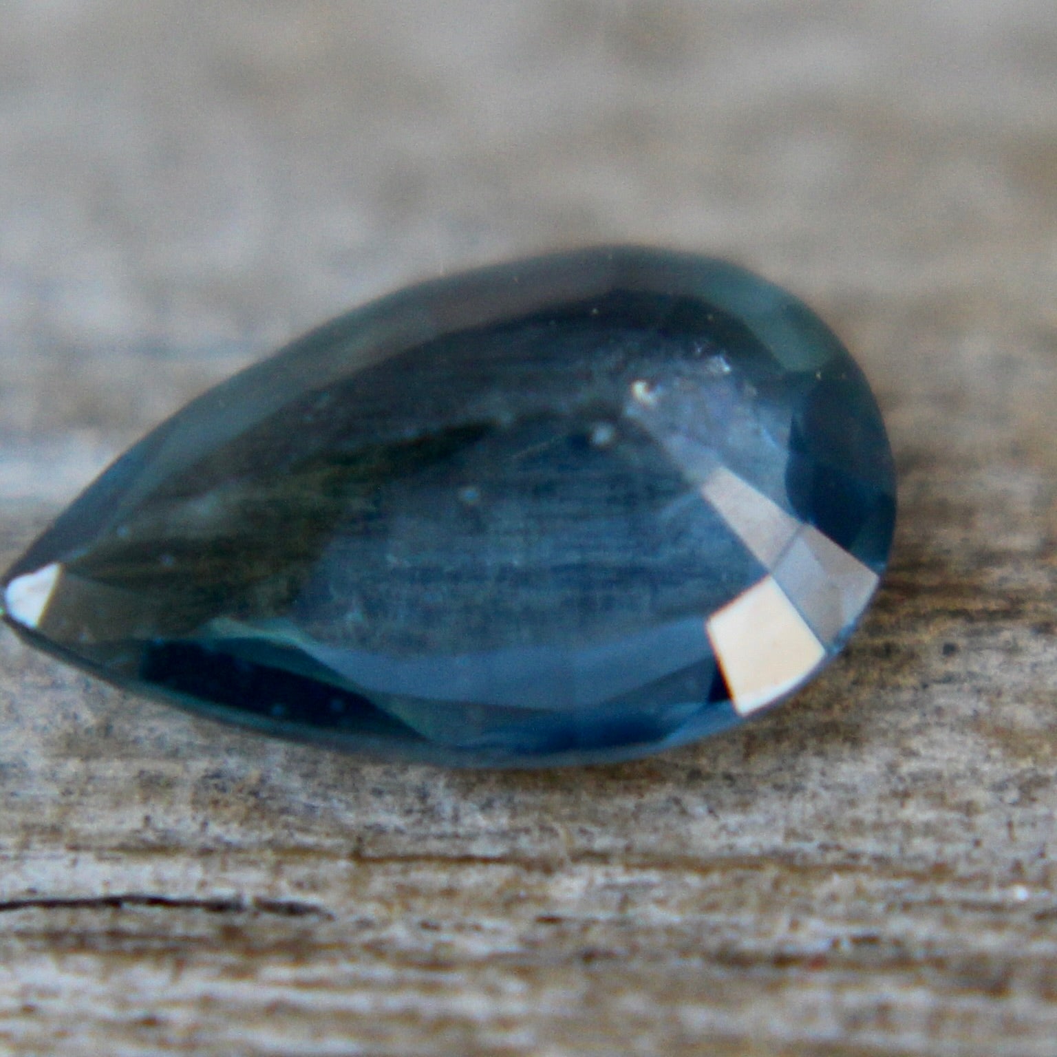 Natural Teal Sapphire - Sapphirepal