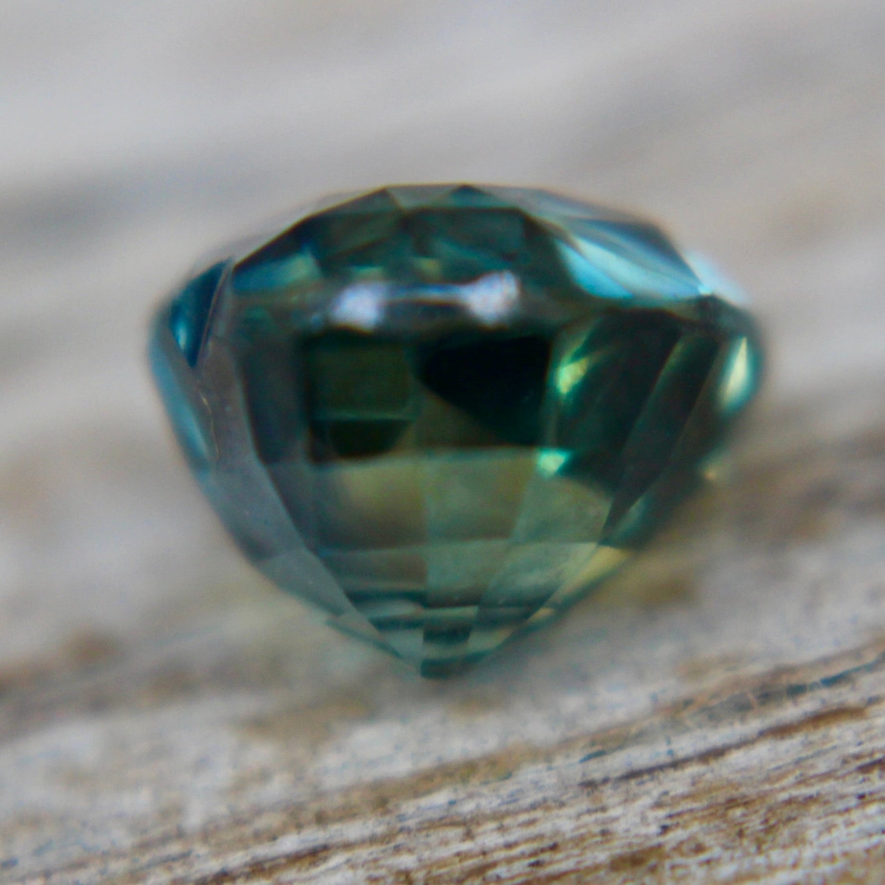 Natural Teal Sapphire - Sapphirepal
