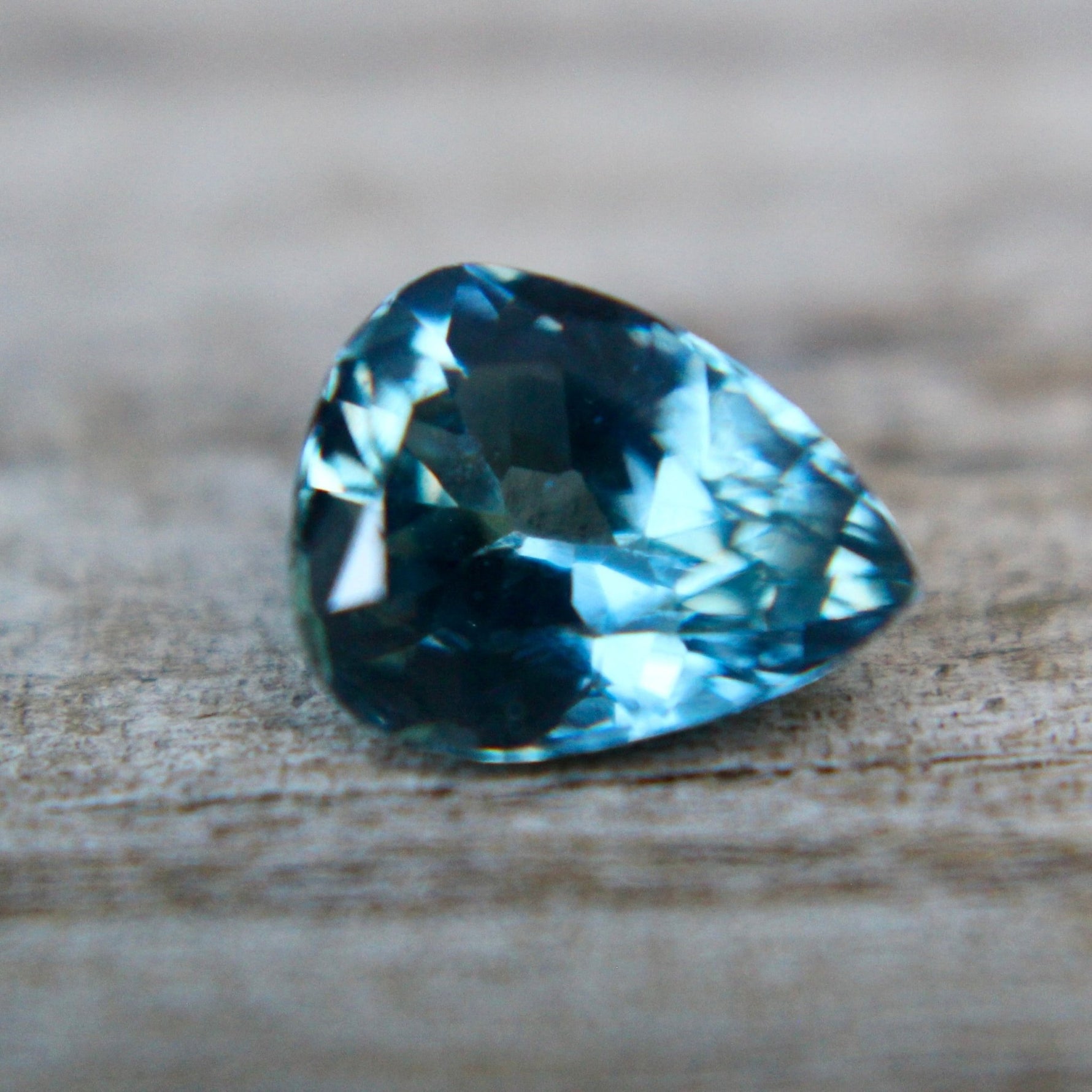 Natural Teal Sapphire - Sapphirepal