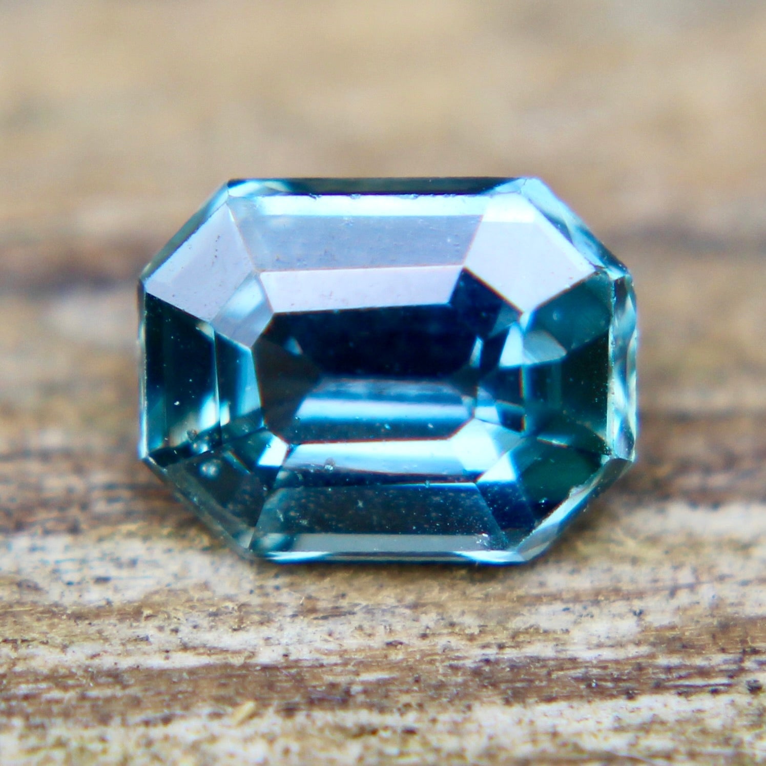 Natural Teal Sapphire - Sapphirepal