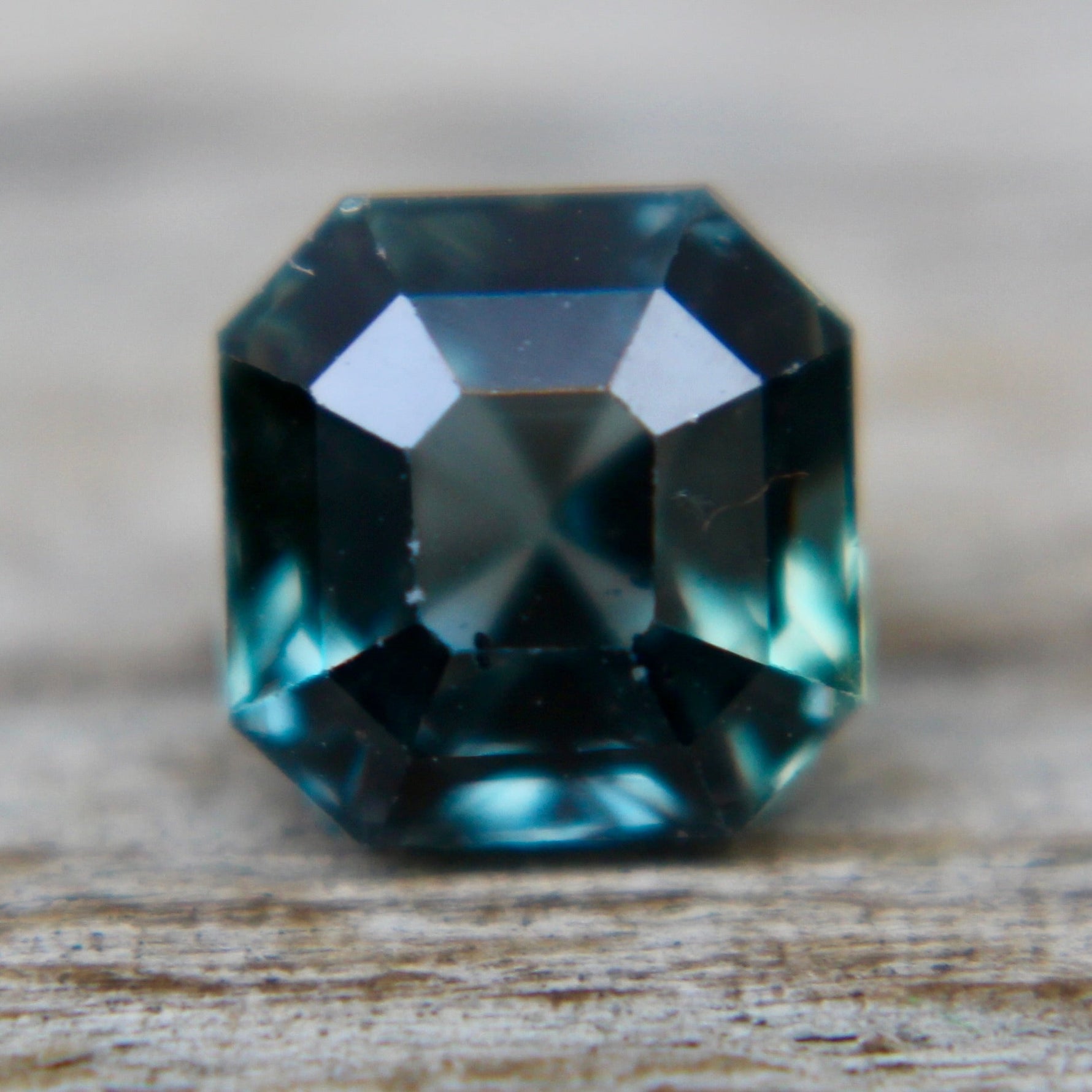 Natural Teal Sapphire - Sapphirepal