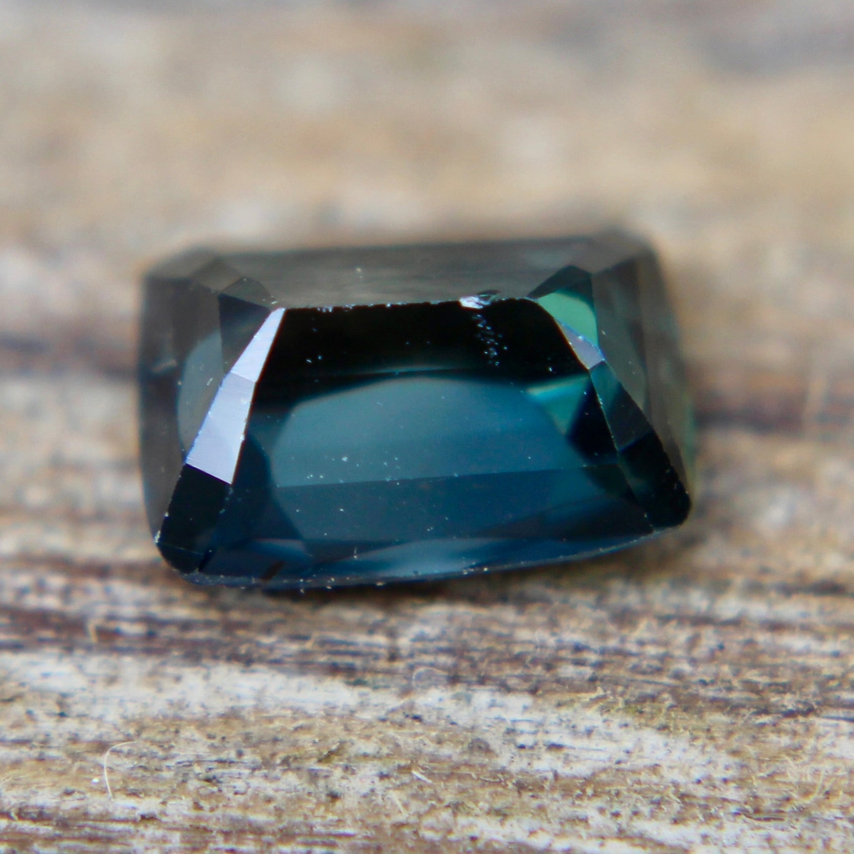 Natural Teal Sapphire - Sapphirepal