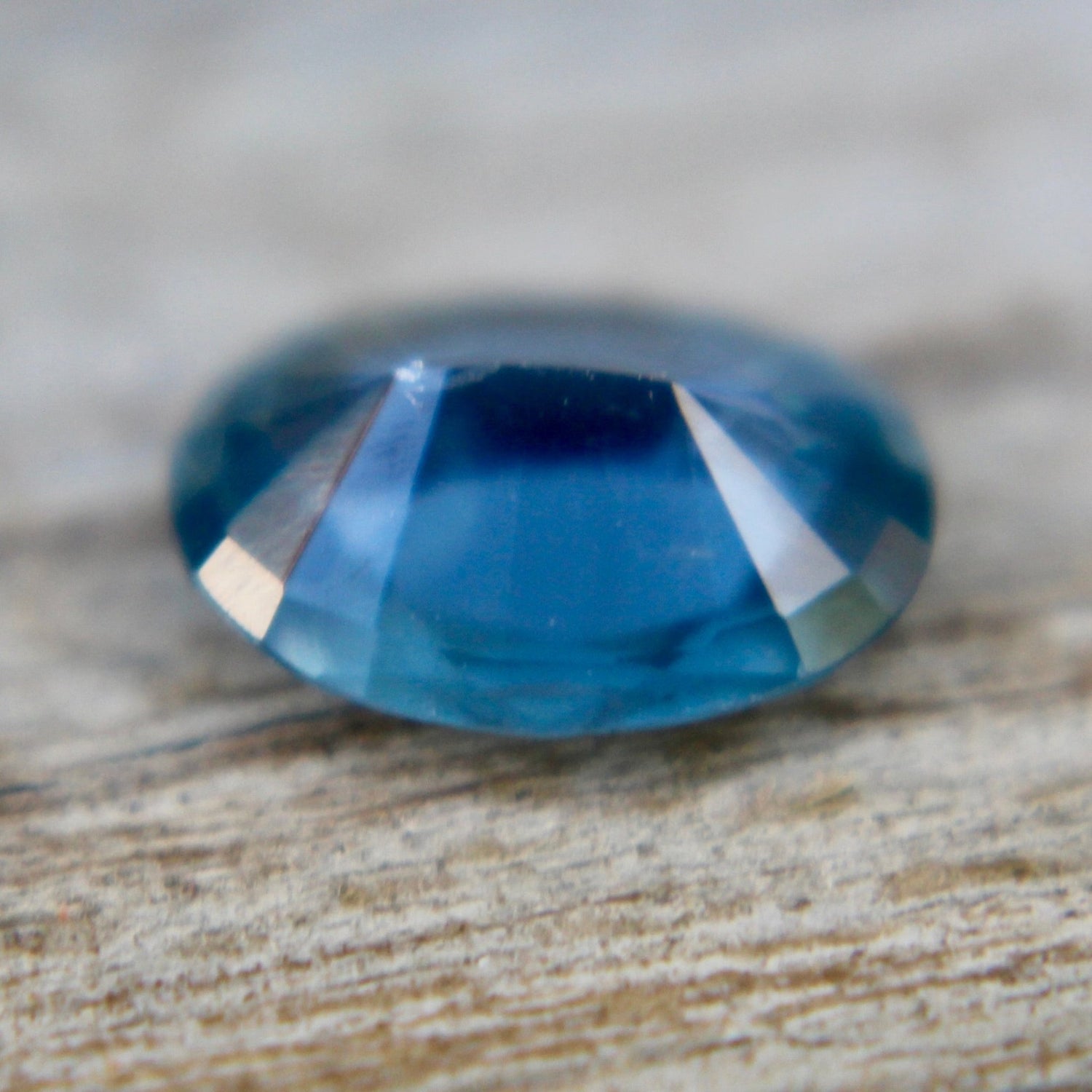 Natural Teal Sapphire - Sapphirepal