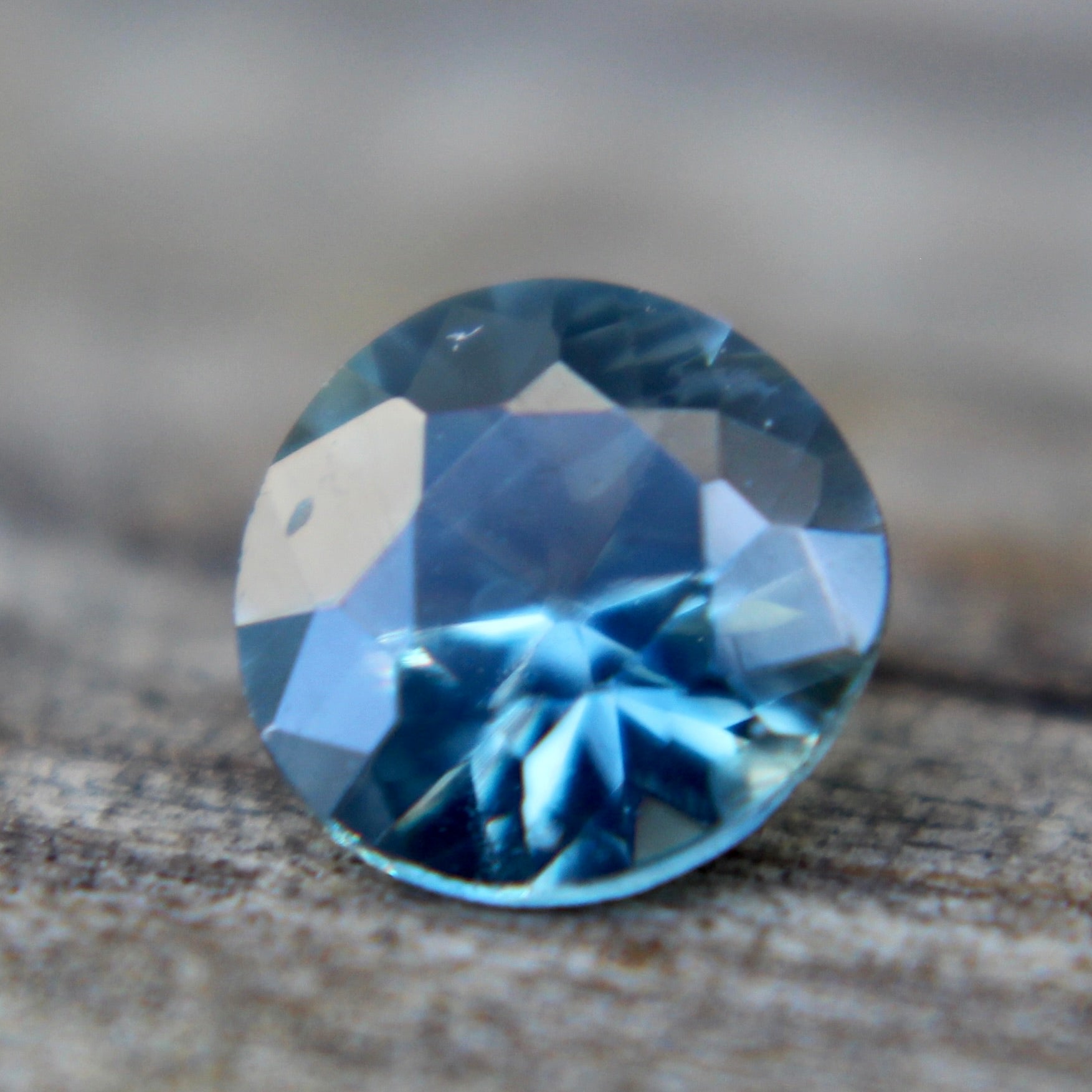 Natural Teal Sapphire - Sapphirepal