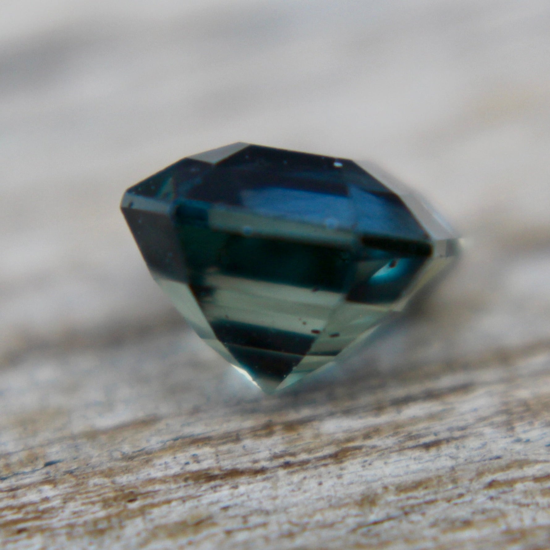 Natural Teal Sapphire - Sapphirepal