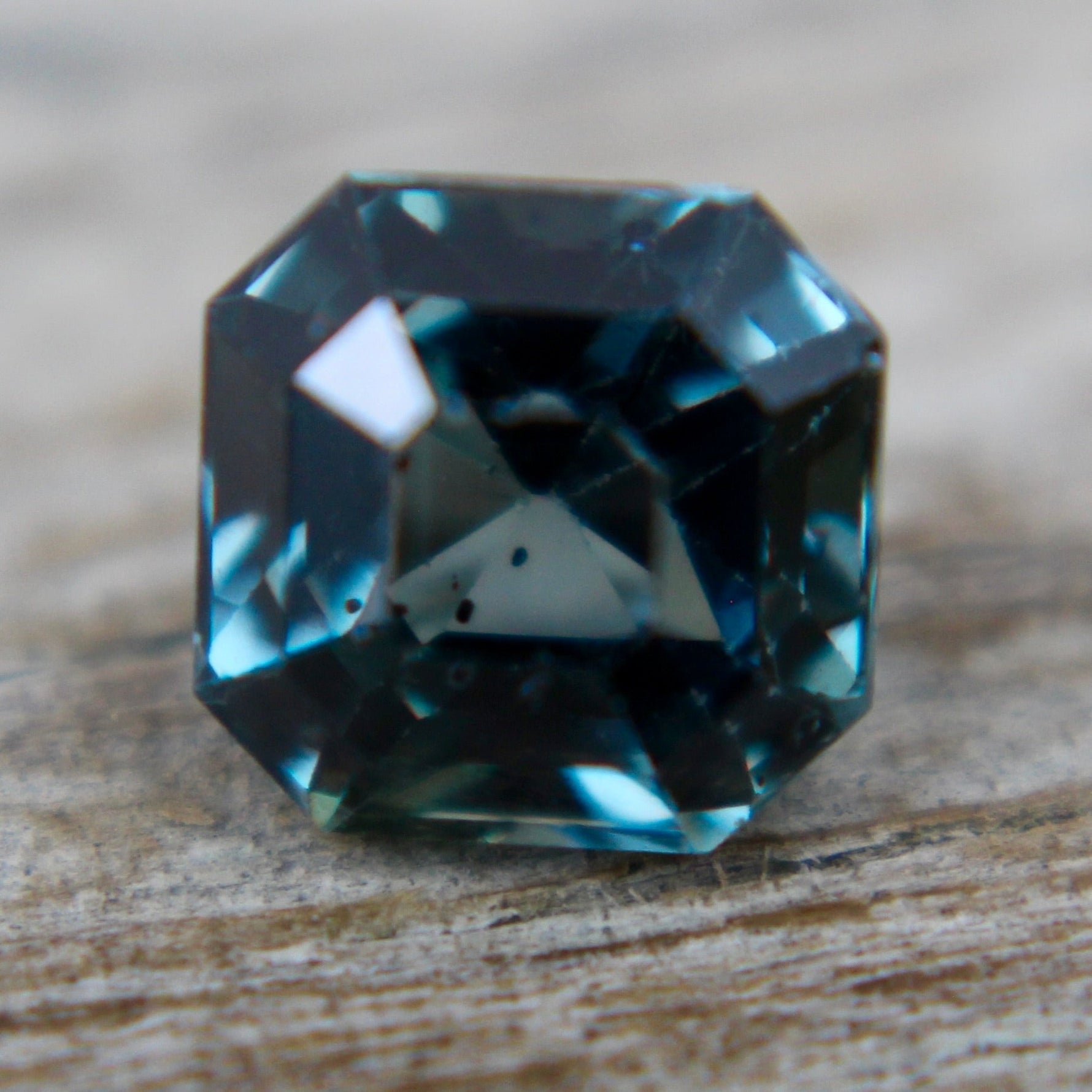 Natural Teal Sapphire - Sapphirepal