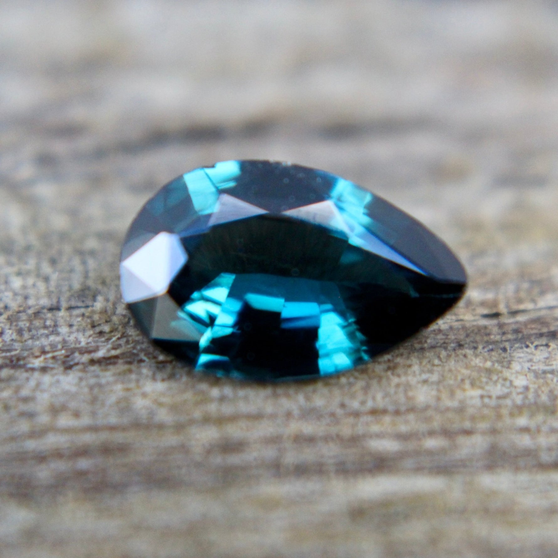 Natural Teal Spinel - Sapphirepal