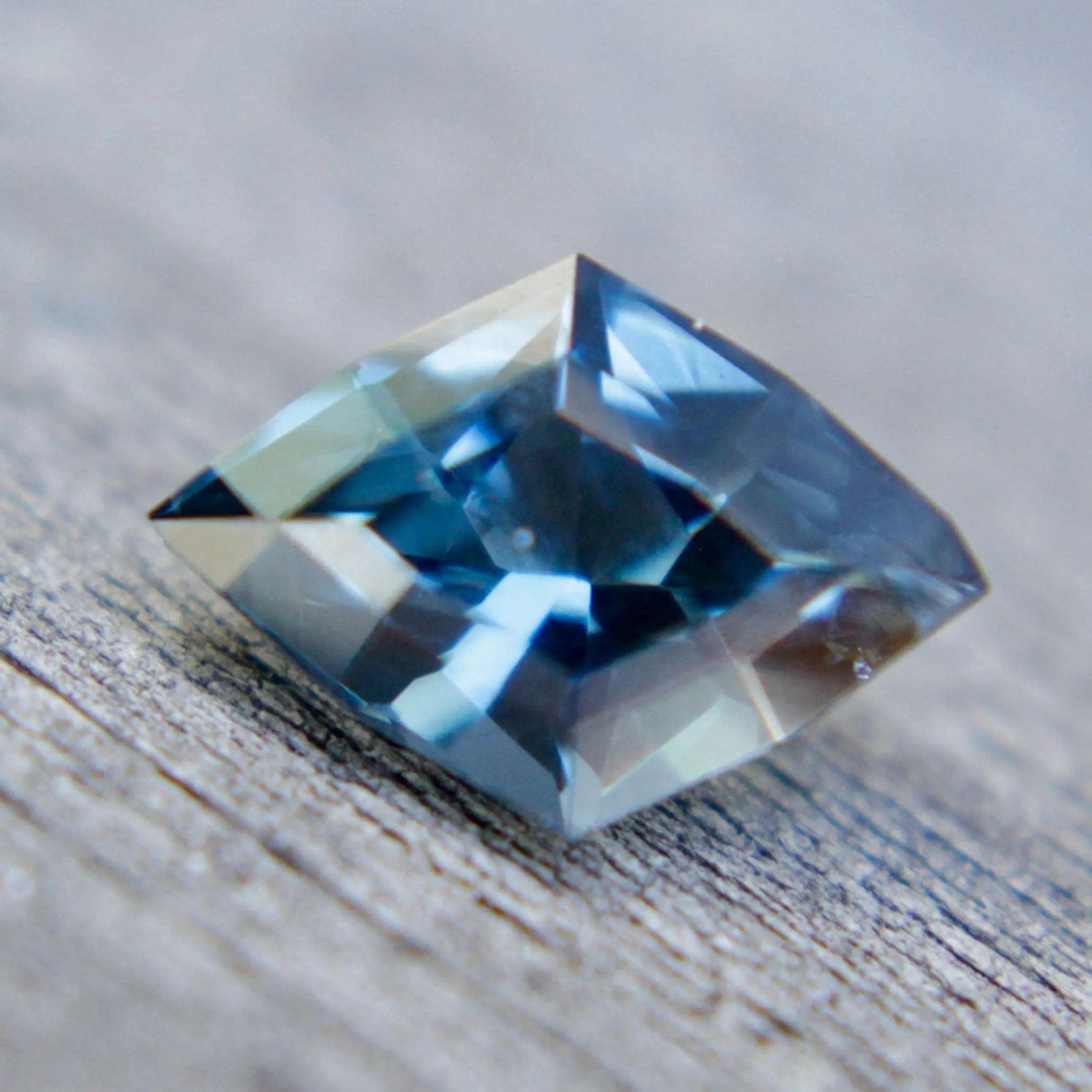 Natural Teal Spinel - Sapphirepal