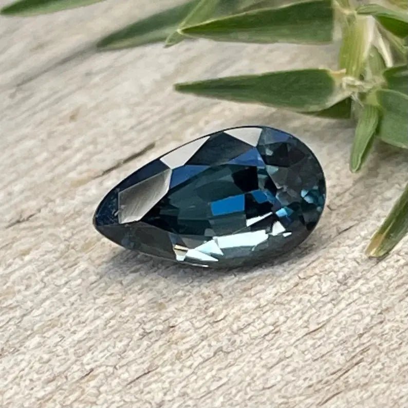 Natural Teal Spinel - Sapphirepal