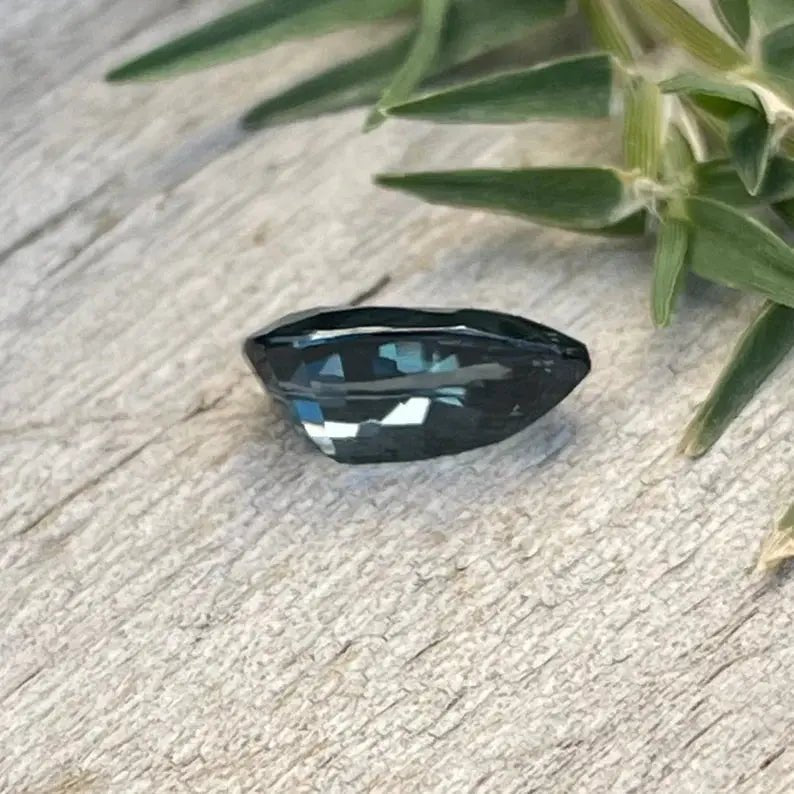 Natural Teal Spinel - Sapphirepal