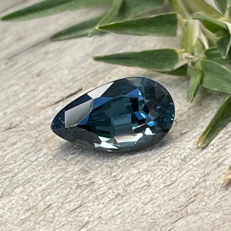 Natural Teal Spinel - Sapphirepal