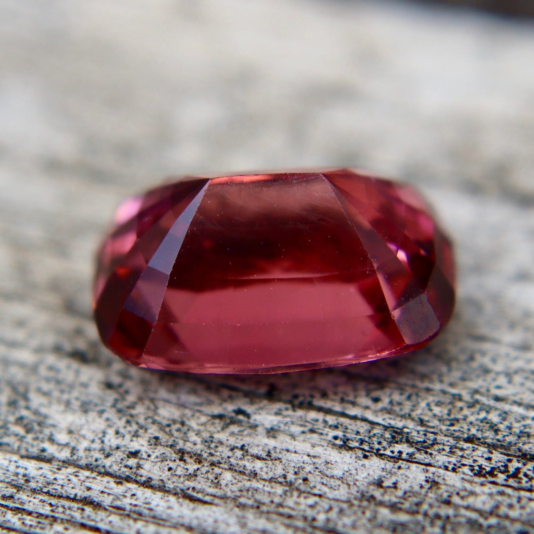 Natural Vivid Pink Tourmaline 5.64ct Cushion Cut (VVS) | Earth - Mined Loose Gemstone - Sapphirepal