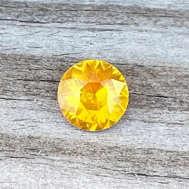 Natural Vivid Yellow Sapphire - Sapphirepal