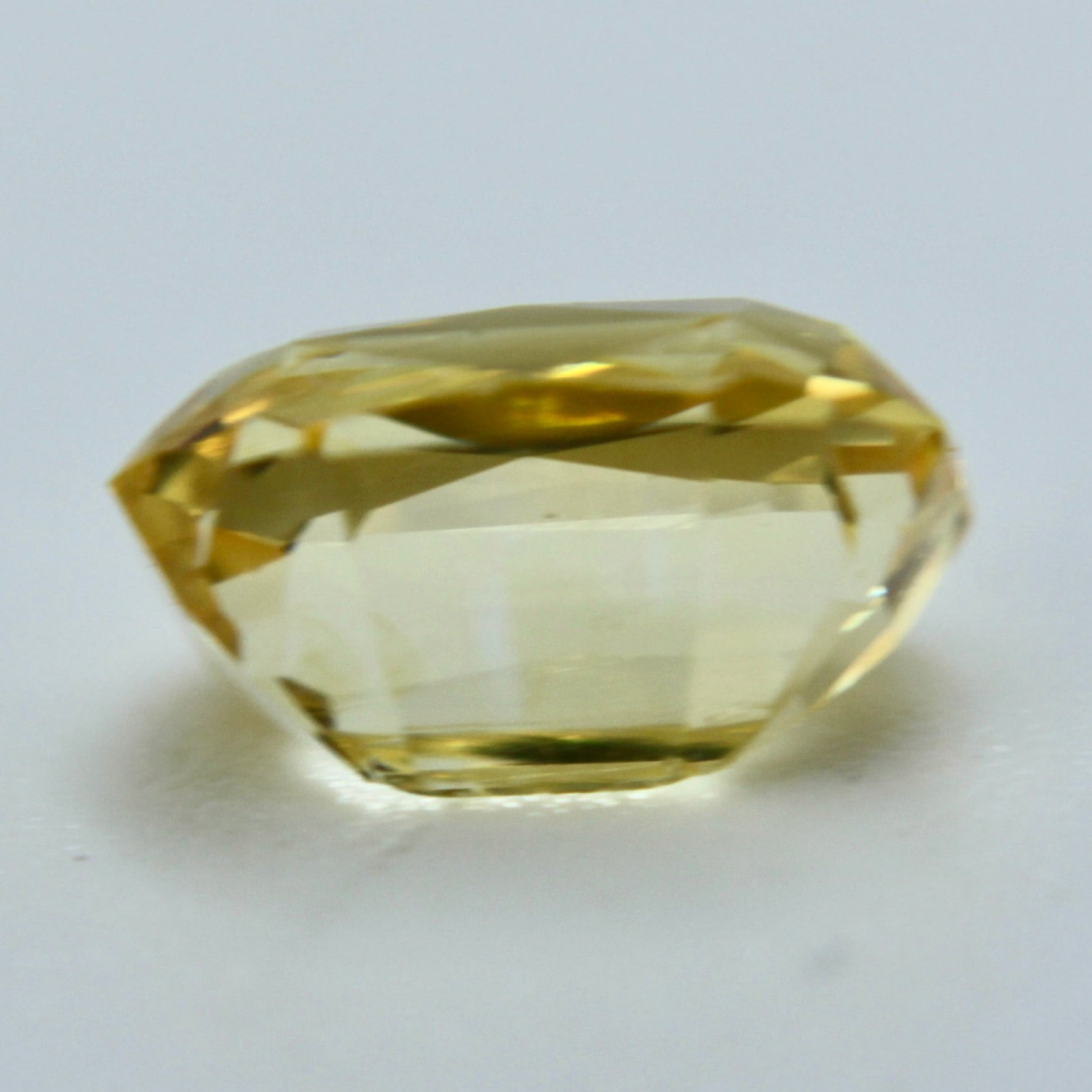 Natural Vvid Yellow Sapphire - Sapphirepal