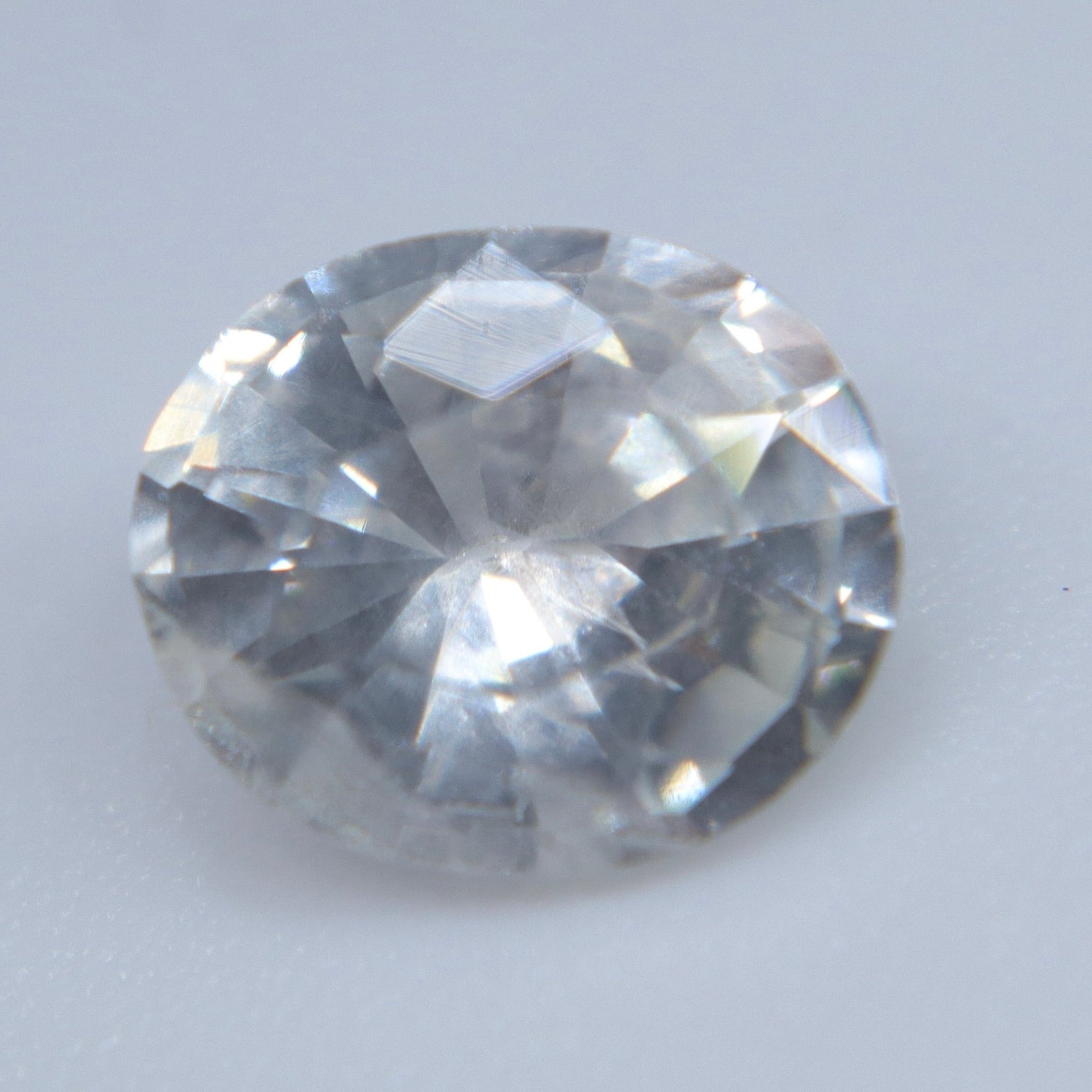 Natural White Sapphire 1.18 Carat – Unheated Oval Cut Ceylon Gemstone - Sapphirepal